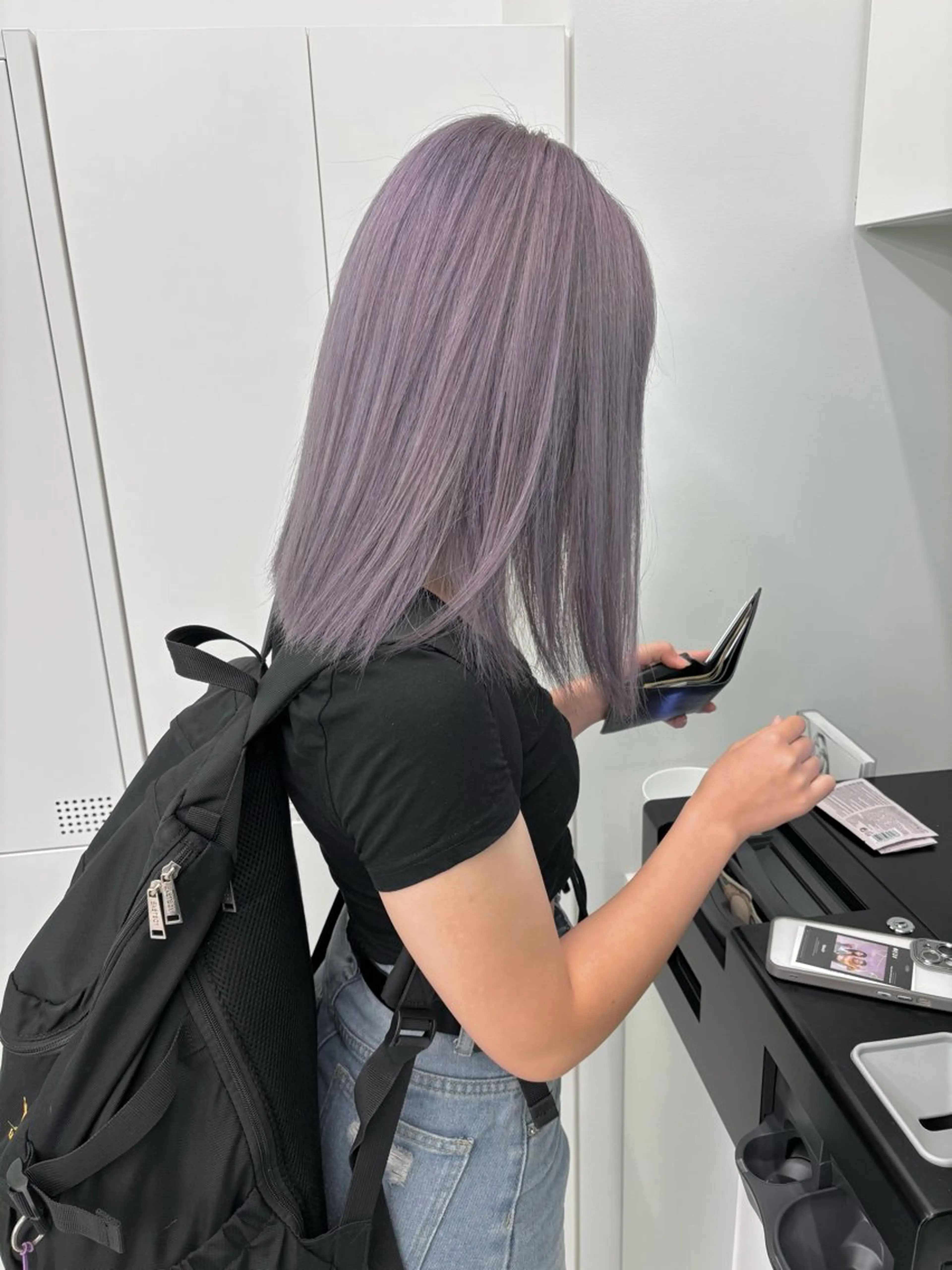 ミディアム カラー 掛川 瑠唯のヘアスタイル