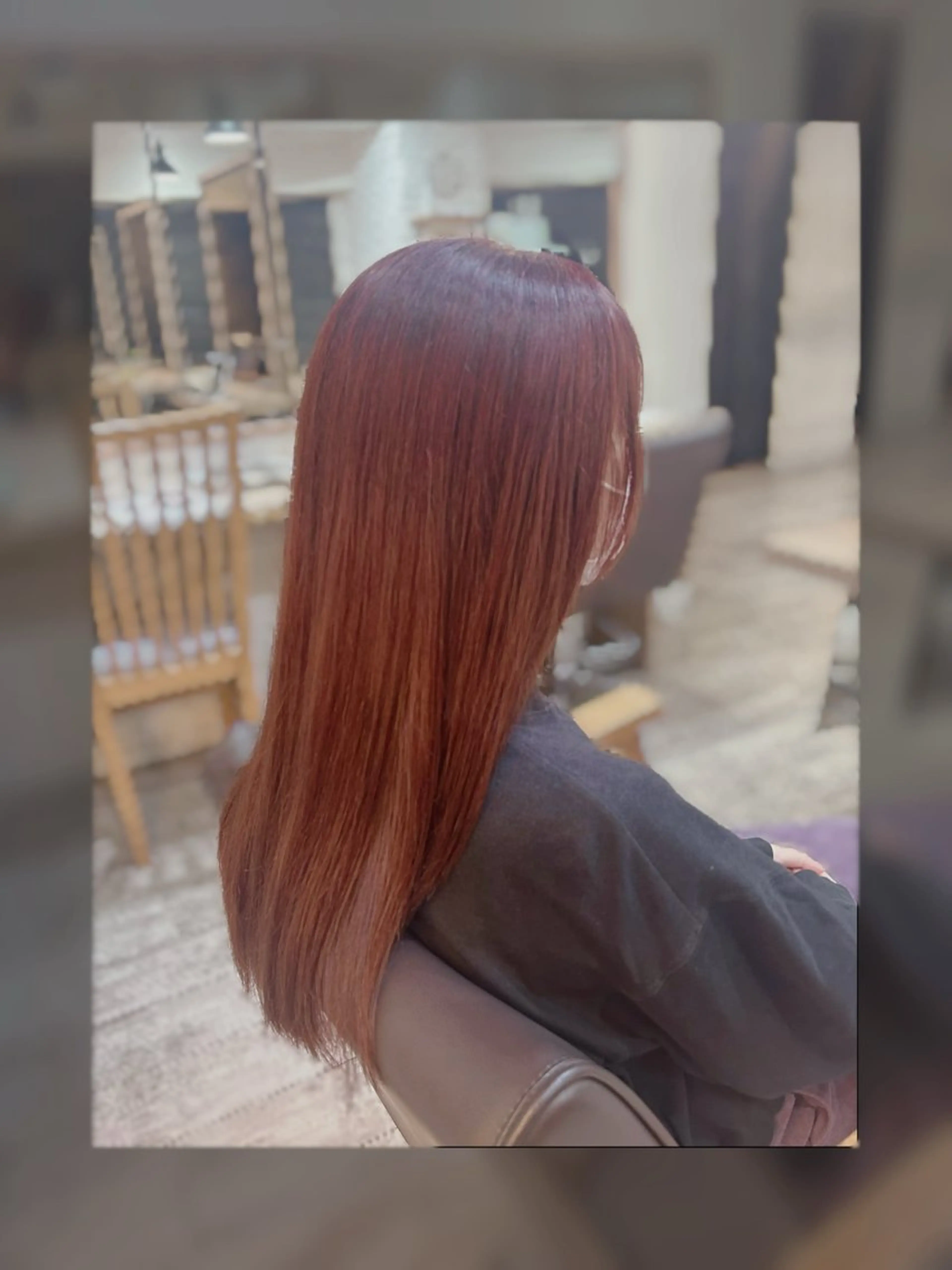 ロング ヘアカラー 坂田 菜摘のヘアスタイル