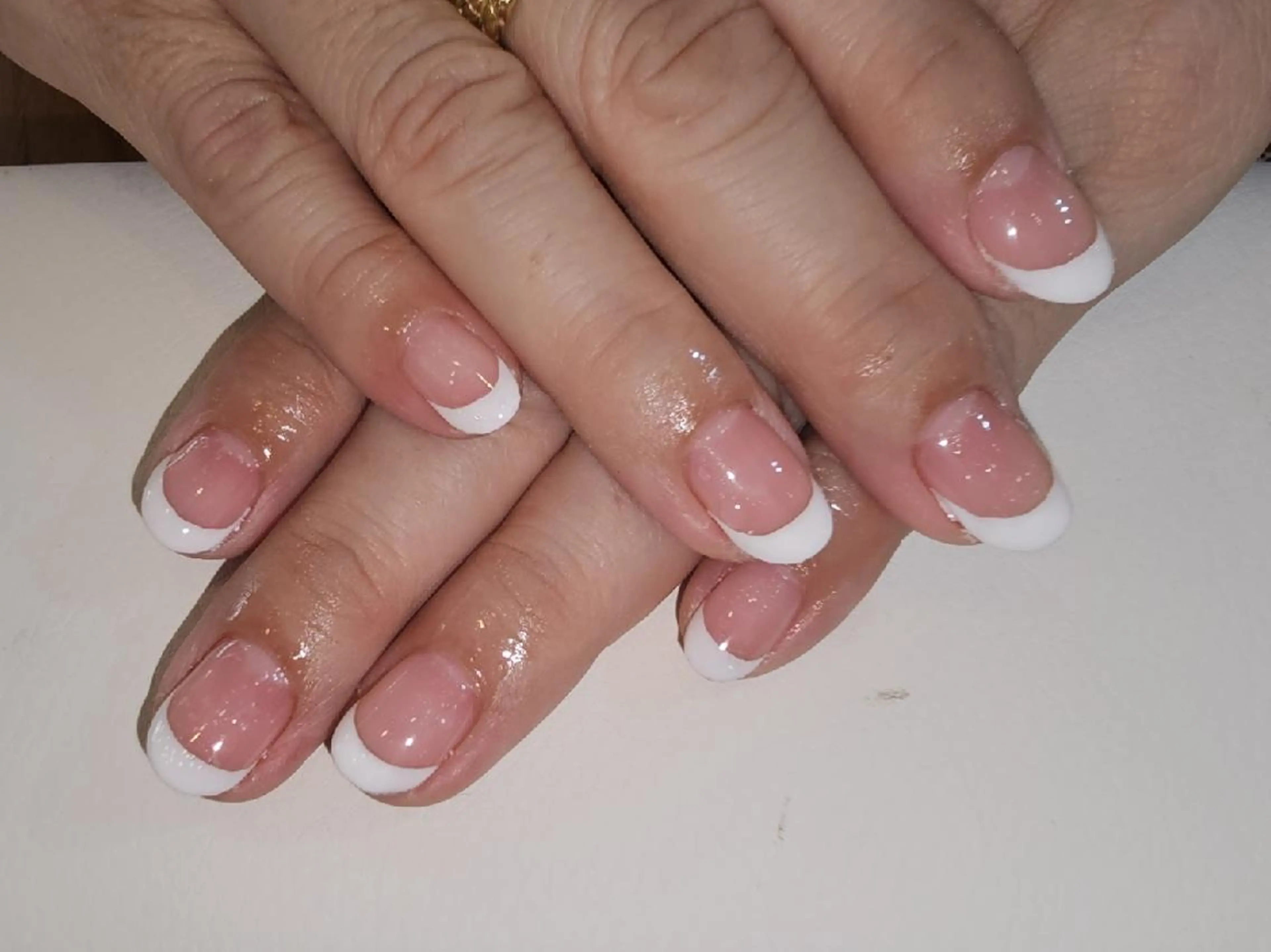 【Hand】フレンチホワイト(オフあり)の写真
