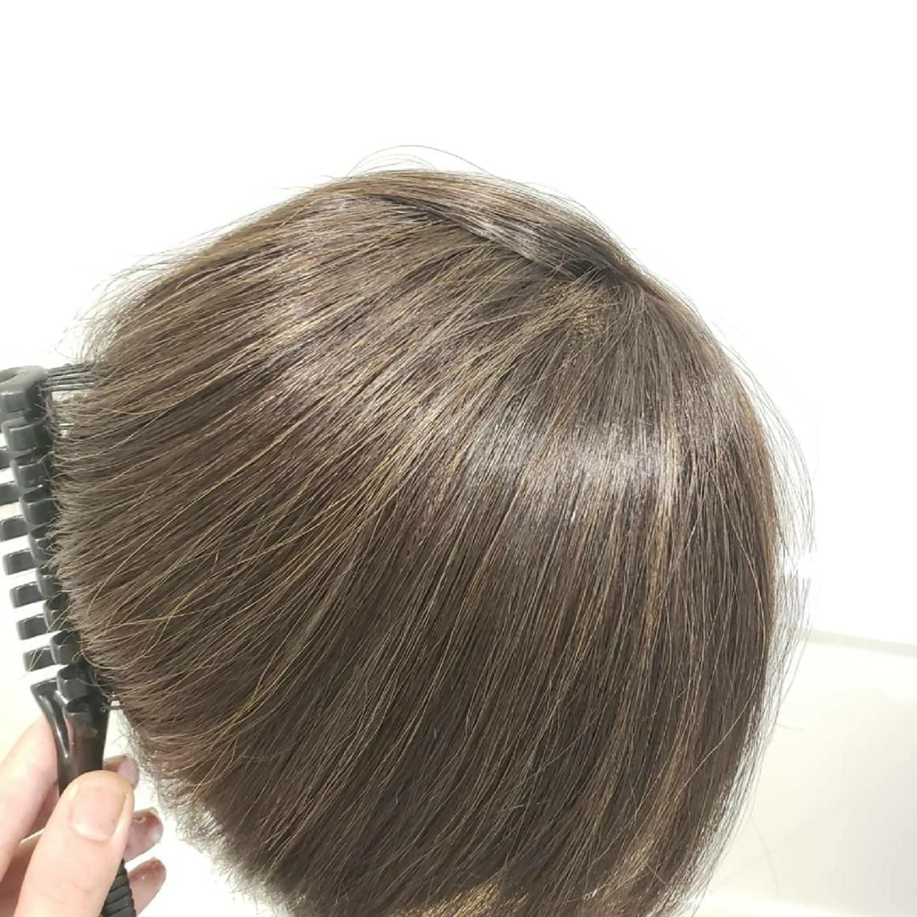 カラー ブリーチ ケアブリーチ ハイライトカラー ASTA所属・kato takashiのヘアスタイル