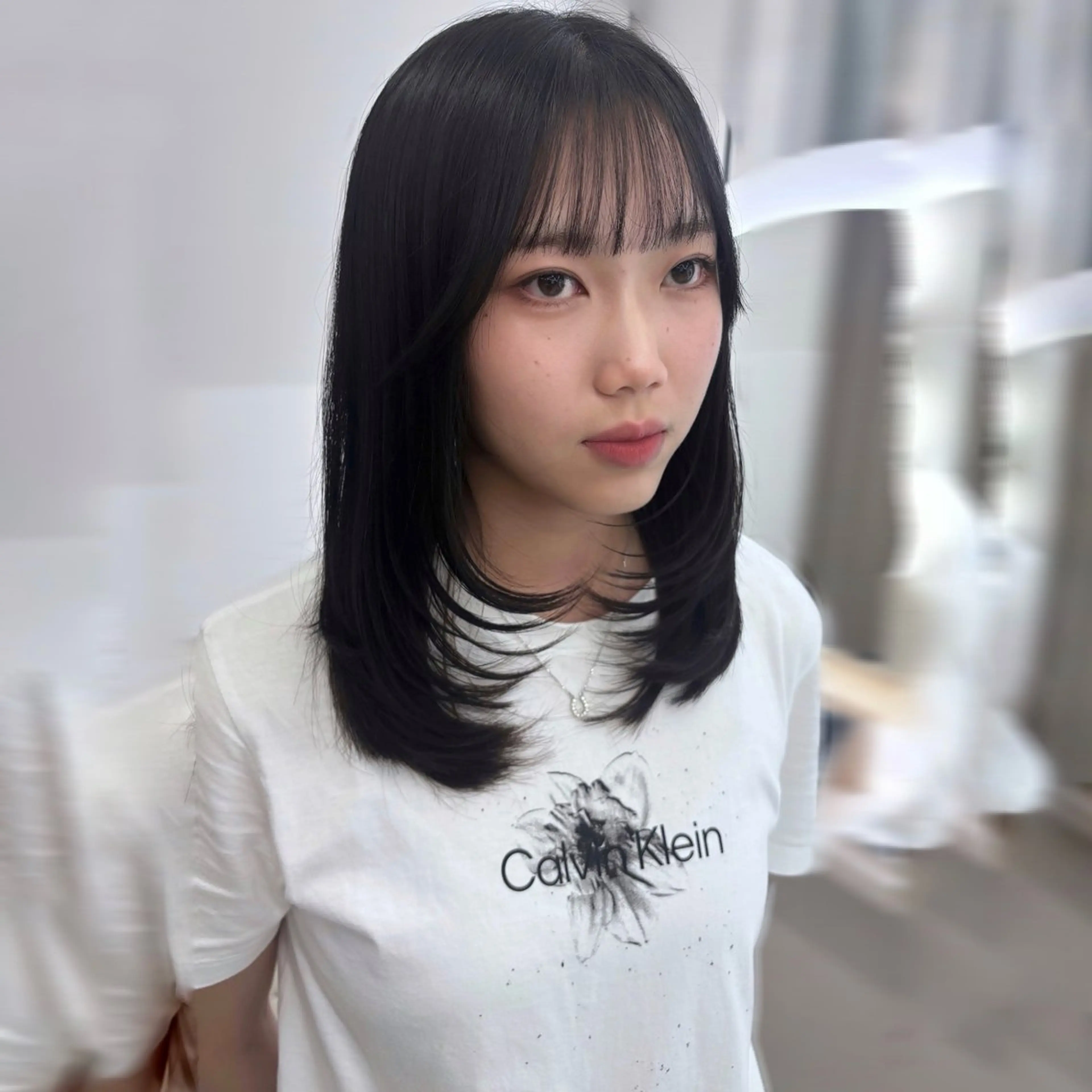 セミロング レイヤーカット Zina 梅田所属・盛れる顔まわりカット 🩰💕SHIONのヘアスタイル