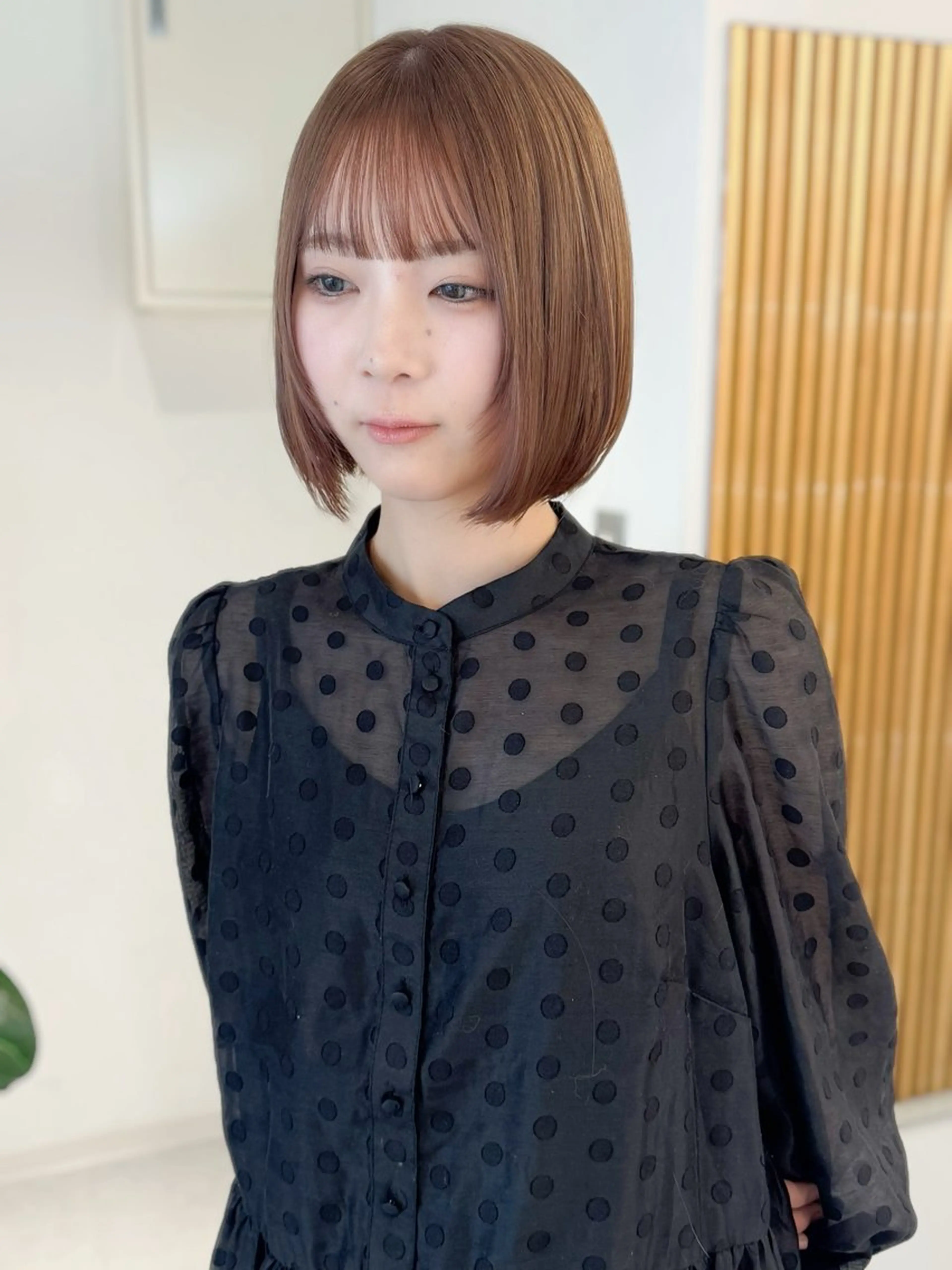 ミディアム 垢抜け/レイヤー/ ハイトーン/アスナのヘアスタイル