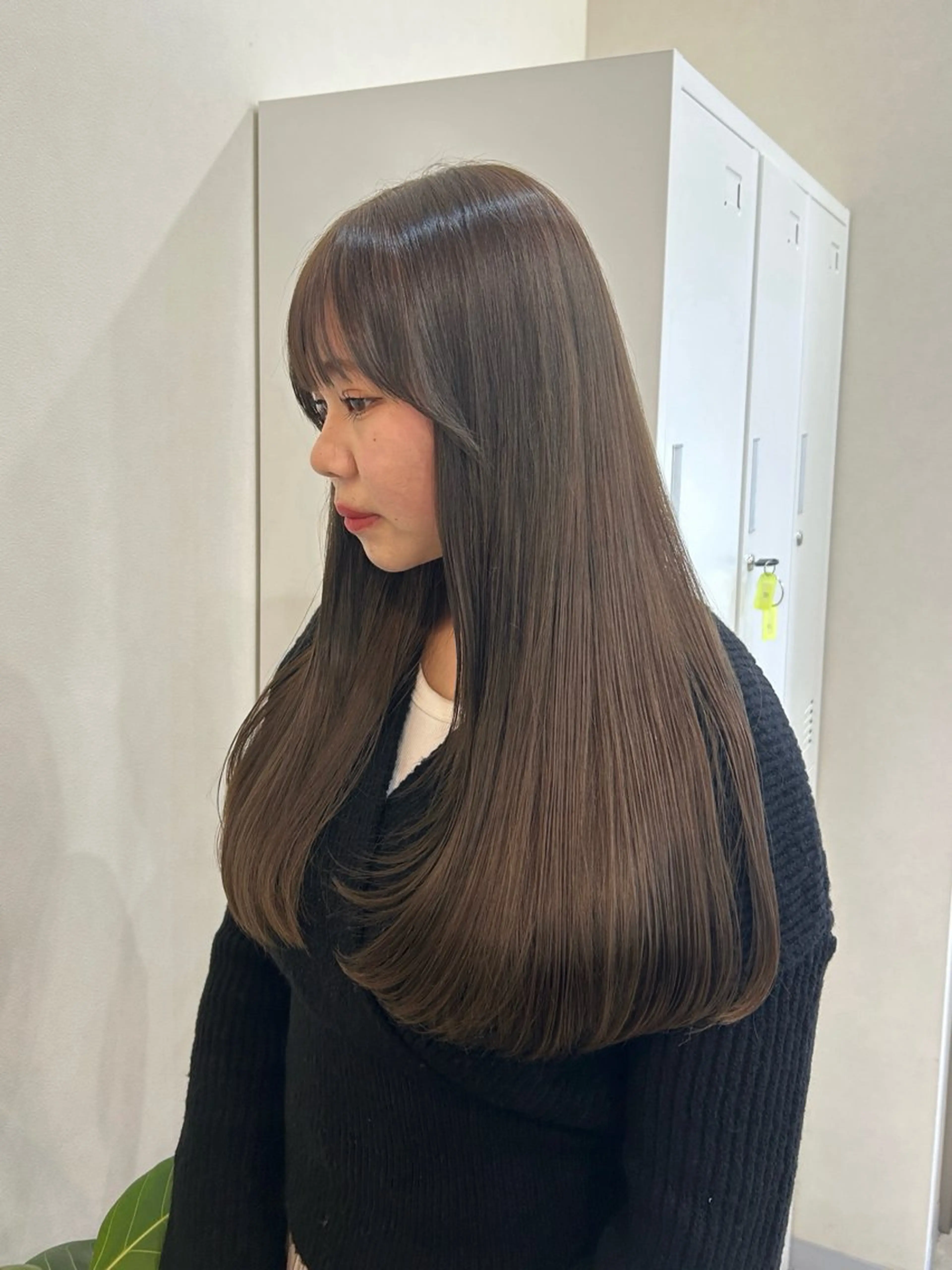 ロング レイヤーカット カット ヘアカラー MIDORI🌙 透明感/ベージュのヘアスタイル