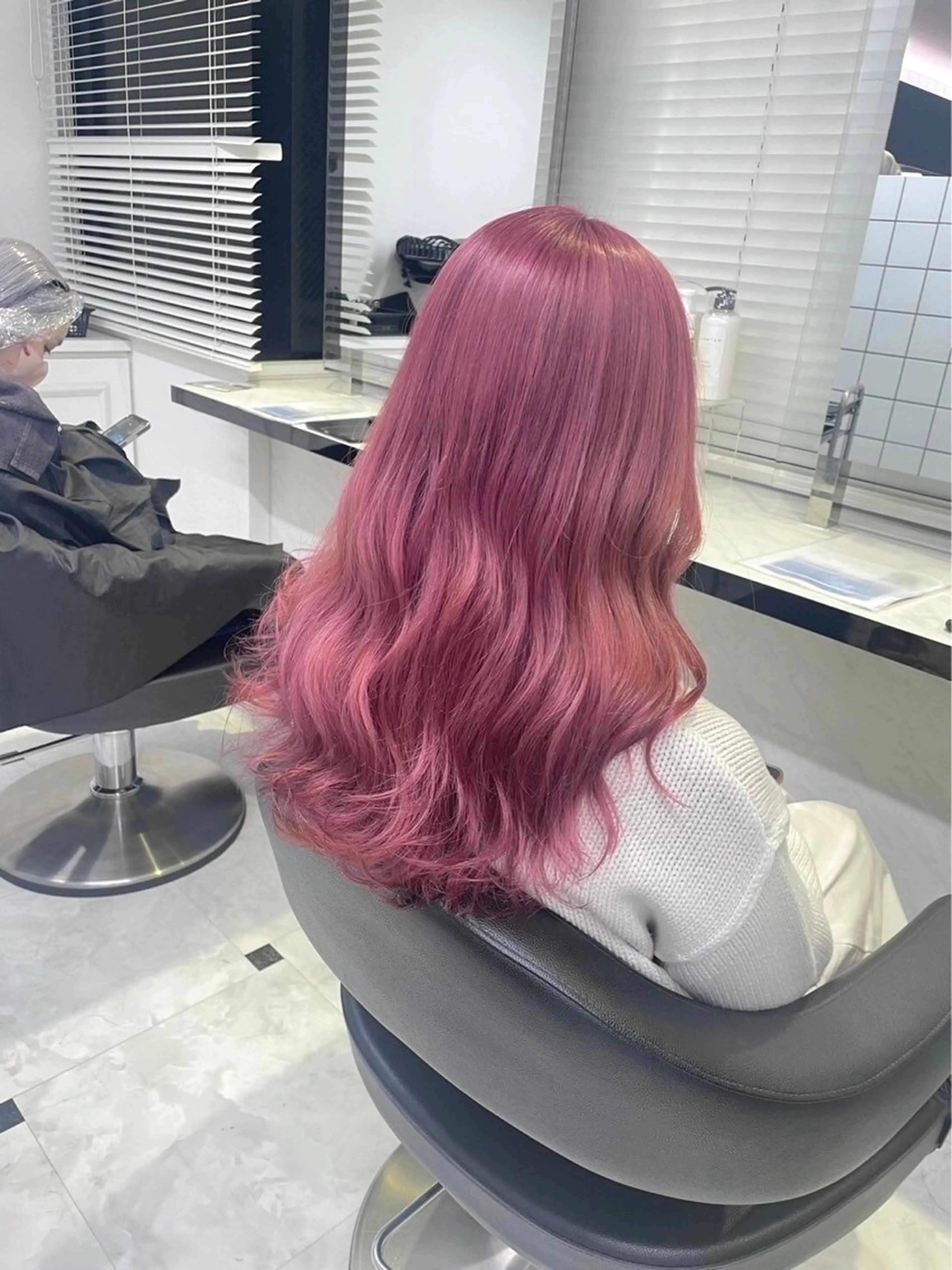 カラー akari🎀🤍 ガーリーstyleのヘアスタイル