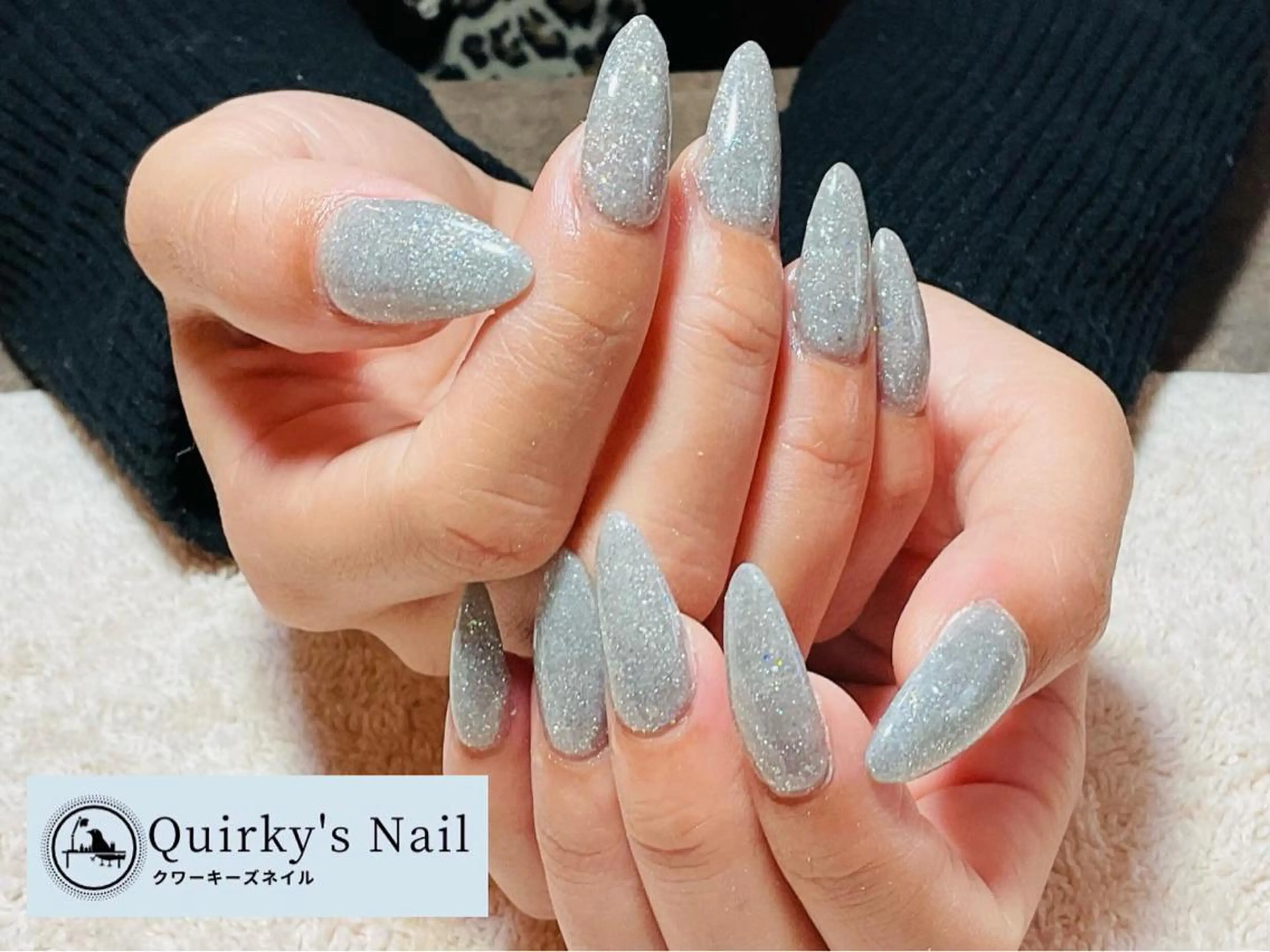 ネイル アートネイル ジェルネイル グラデーション ホログラムネイル キラキラネイル Quirky's Nail【栄店】のネイルデザイン