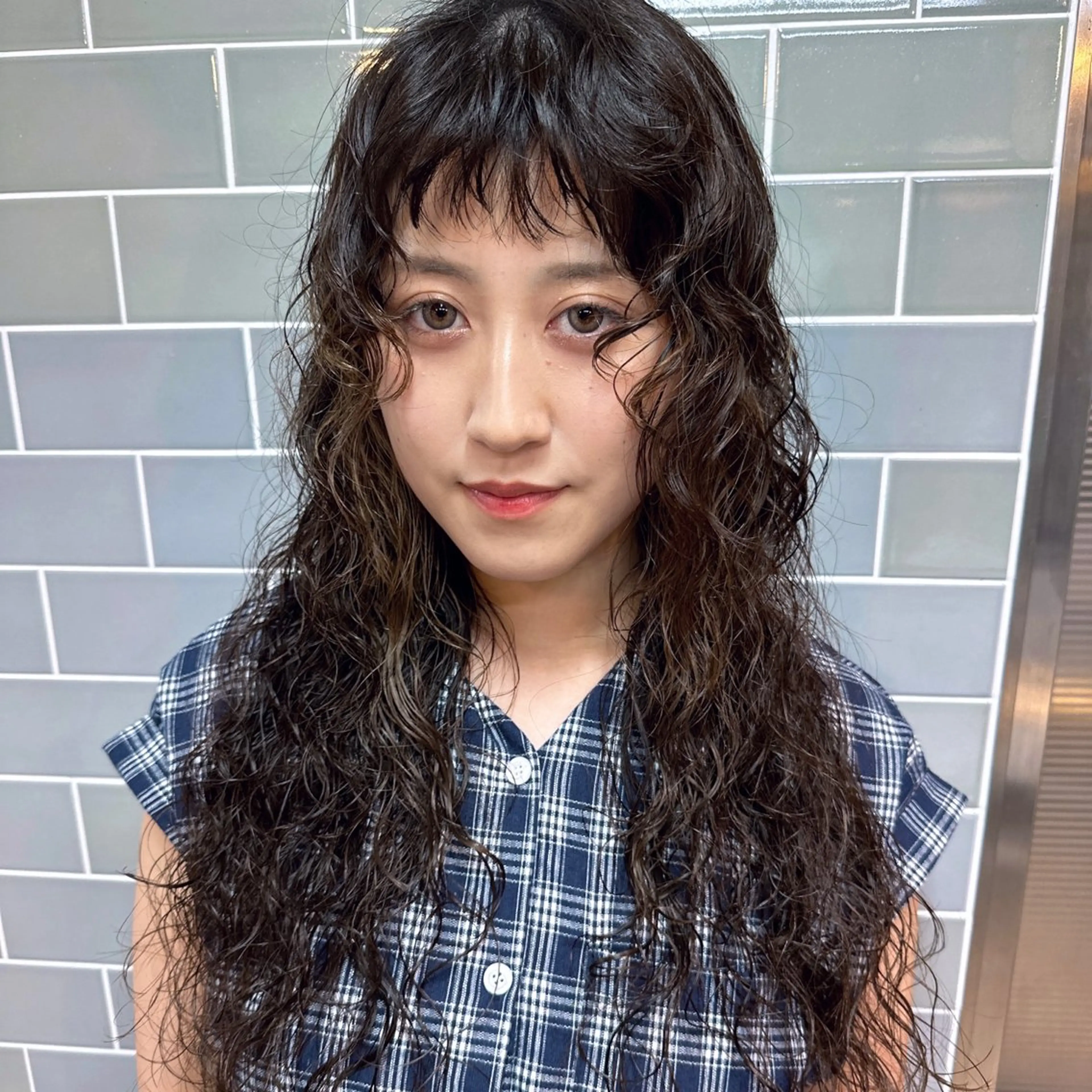 ロング パーマ FBeauty 青山店所属・透明感カラー& 外国人風パーマのヘアスタイル