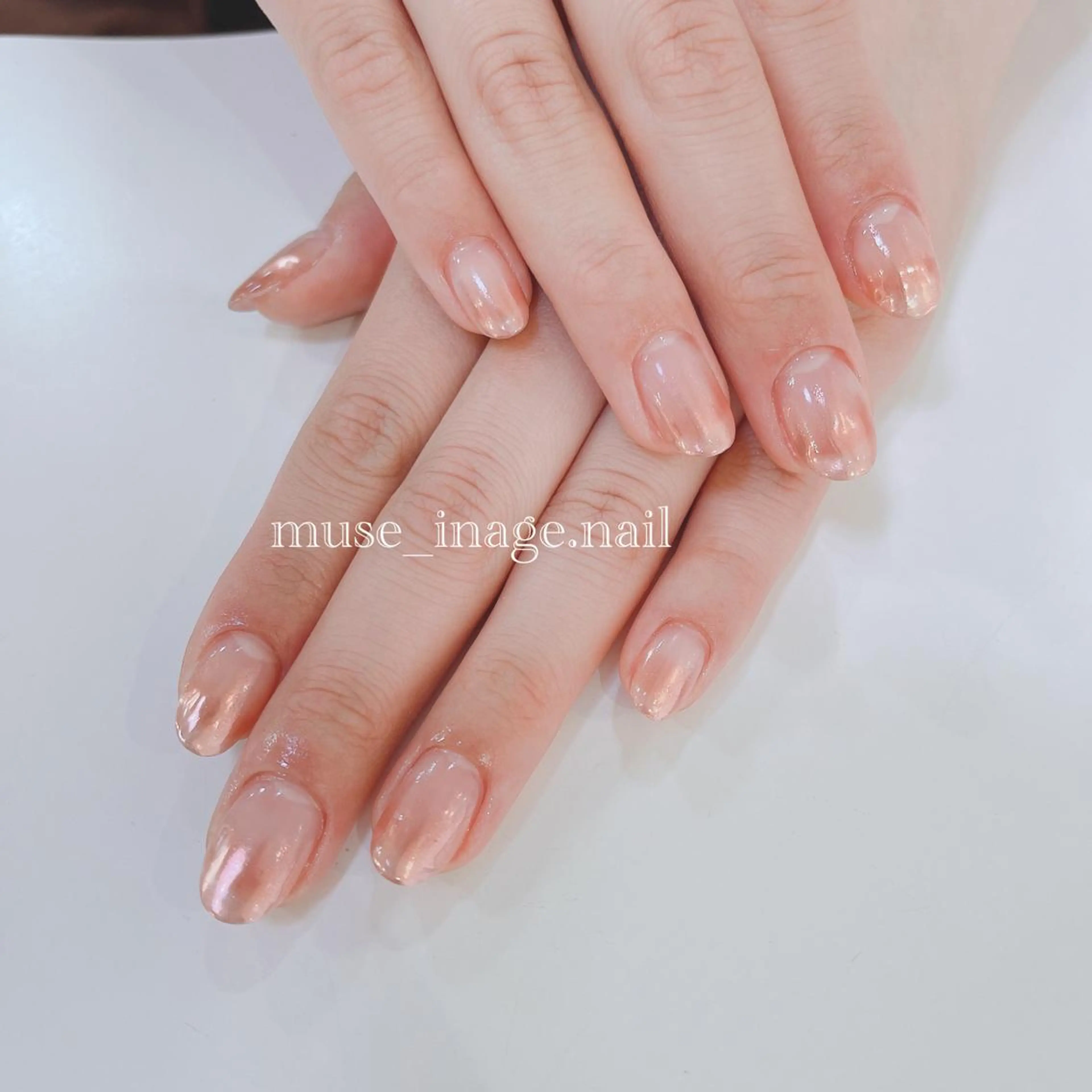 ネイル グラデーション ミラーネイル Nailsalon Julius luna所属・Juliusluna FUZUKIのネイルデザイン