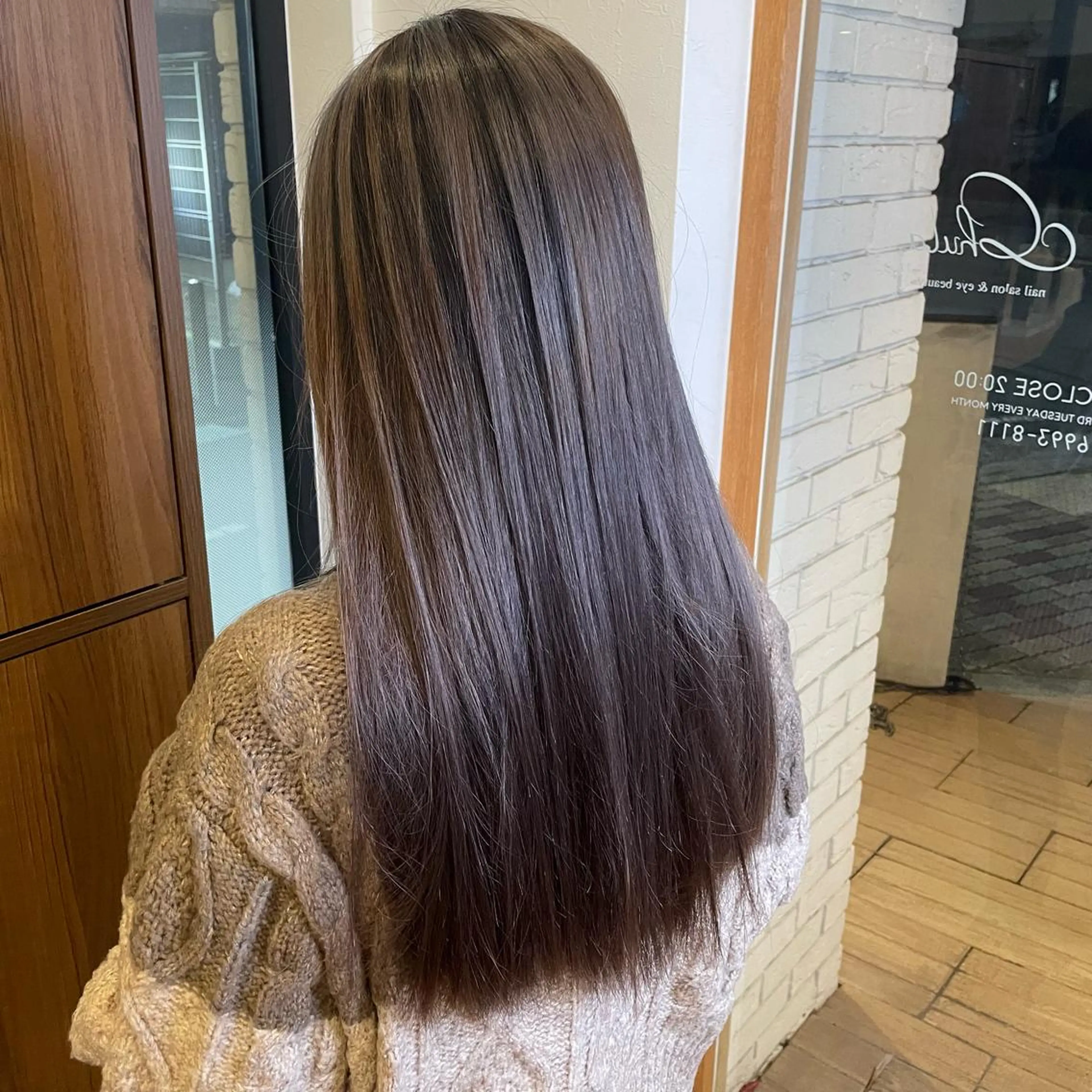 ロング カラー ヘアアレンジ ブリーチ 🎗秋山勇 /三宮指名No.1のヘアスタイル