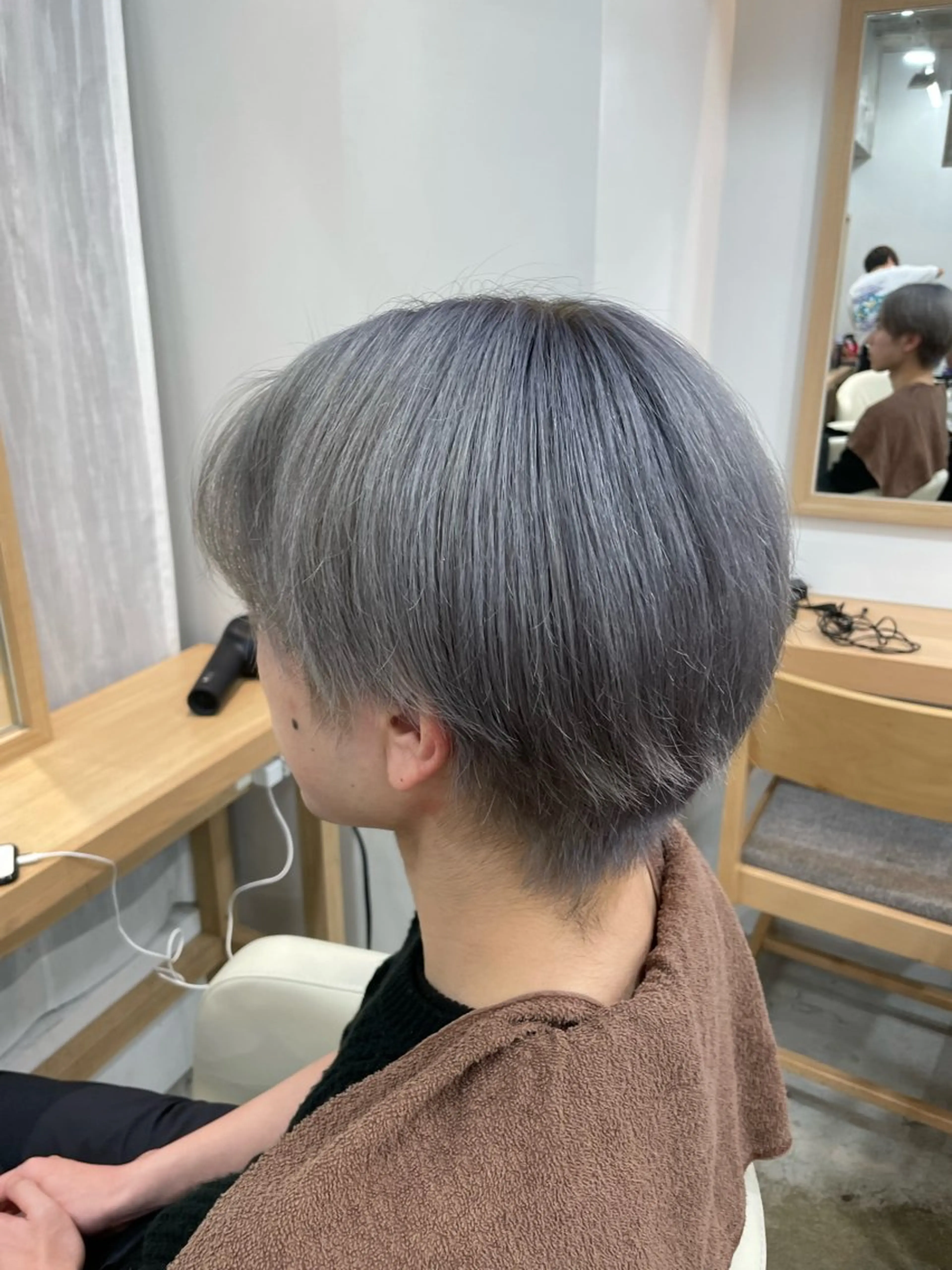 カラー メンズ 透明感カラー シルバー ニュアンス王子 🥀𓈒のヘアスタイル