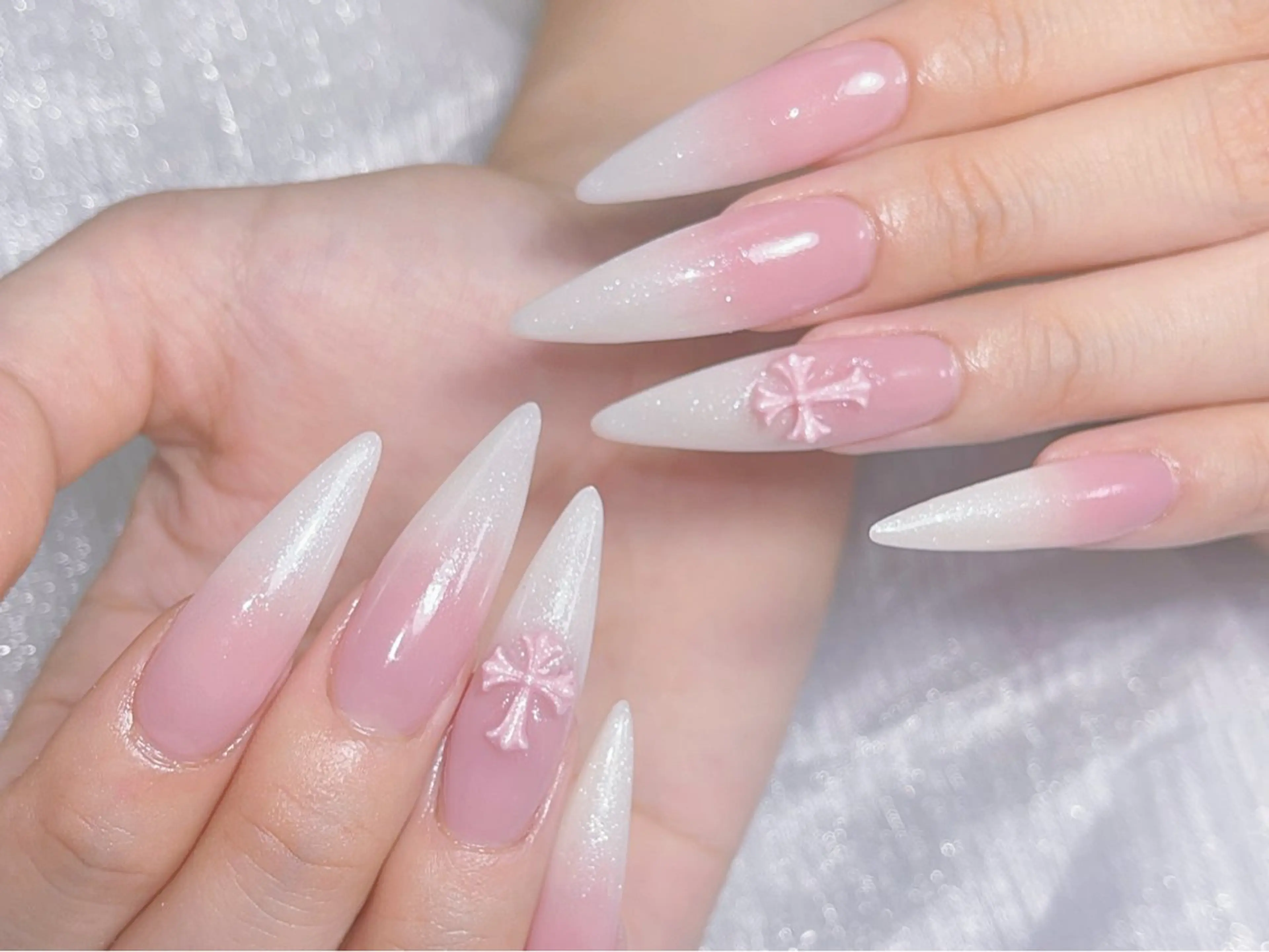 ネイル ハンドネイル 🎀ネイルサロン エクラYUI🎀のネイルデザイン