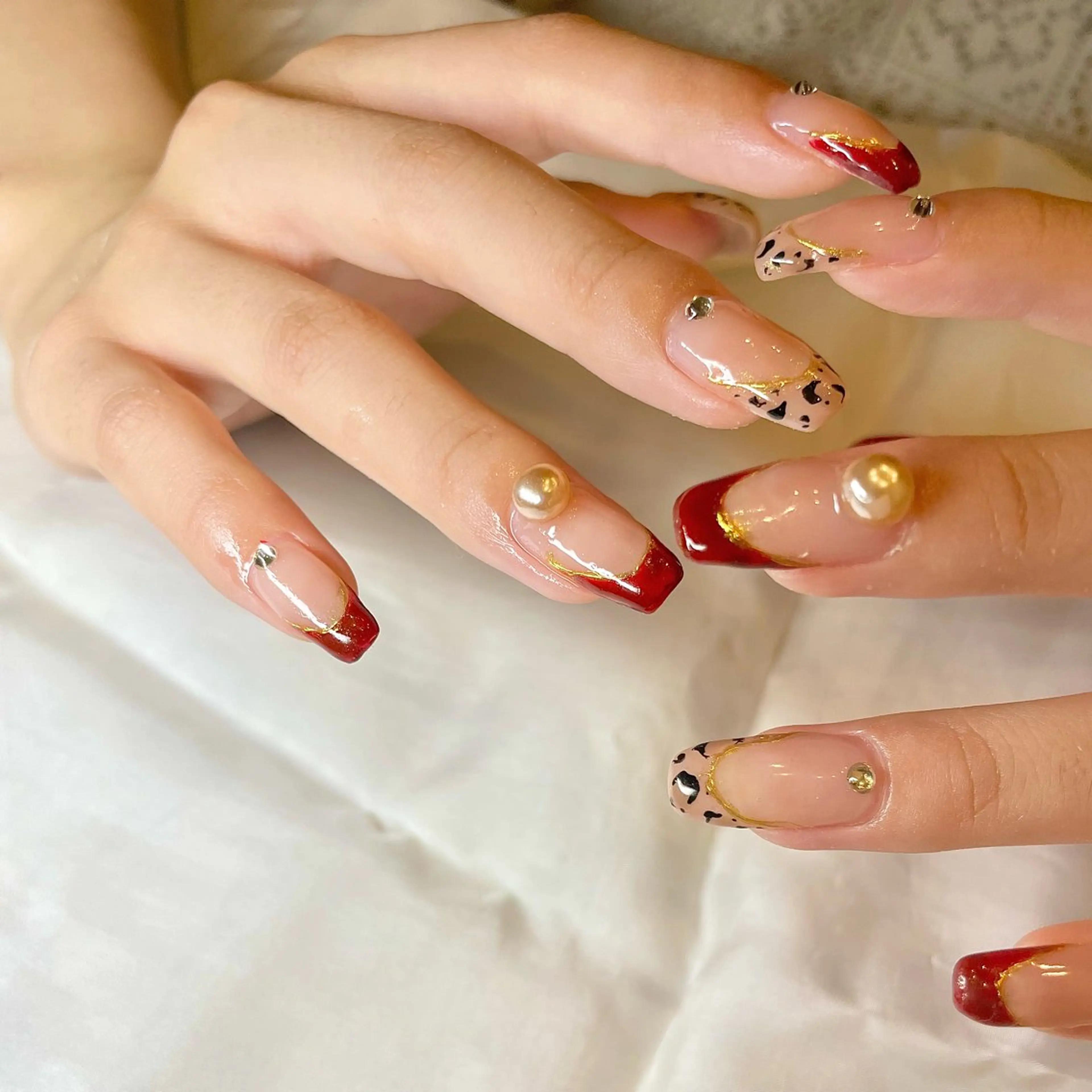 メンズ ネイル アニマル柄 フレンチネイル nail&eye Aoのマツエク・マツパデザイン