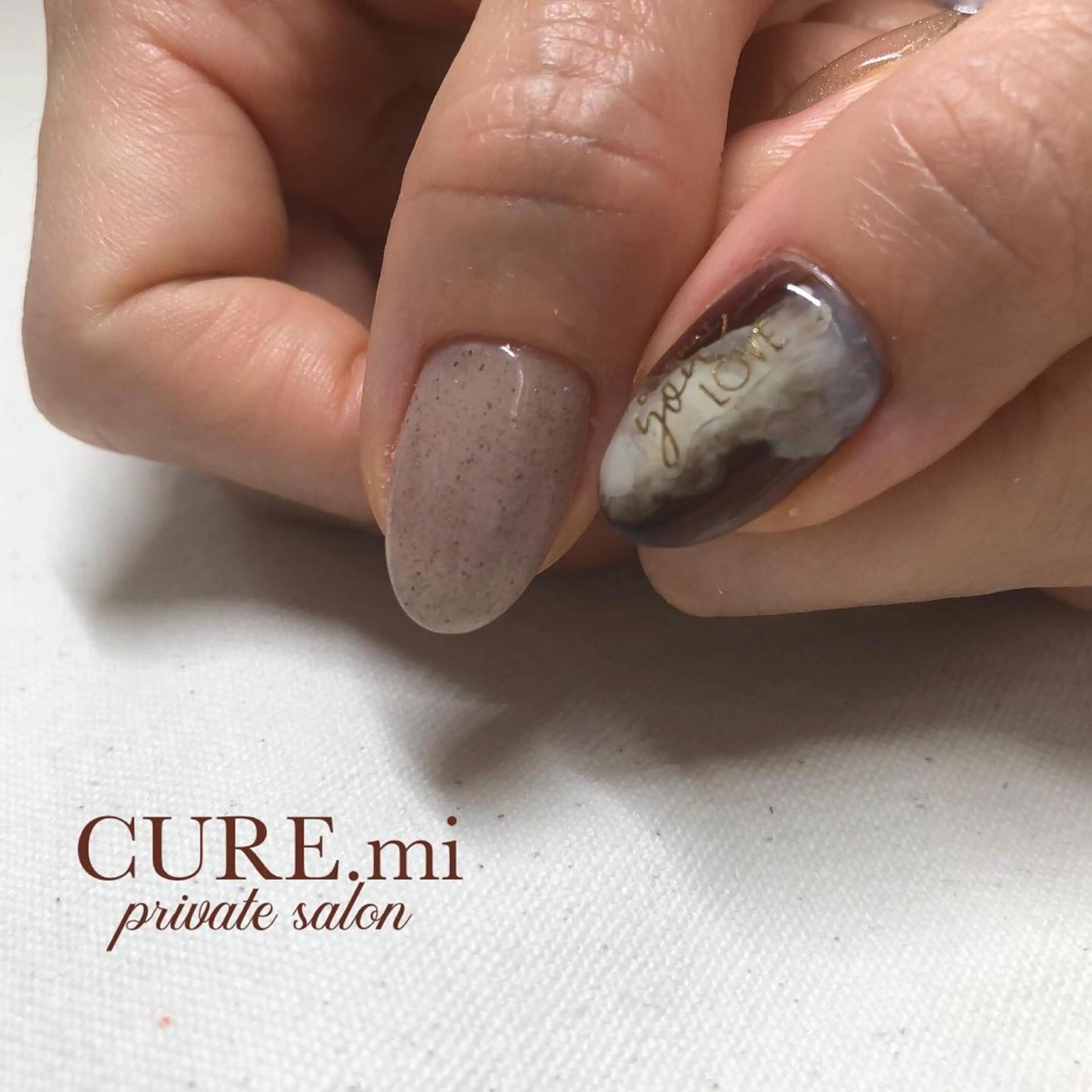 ネイル ブラウン ニュアンスネイル ハンドネイル ハンドケア 伊藤 美香のその他イメージ