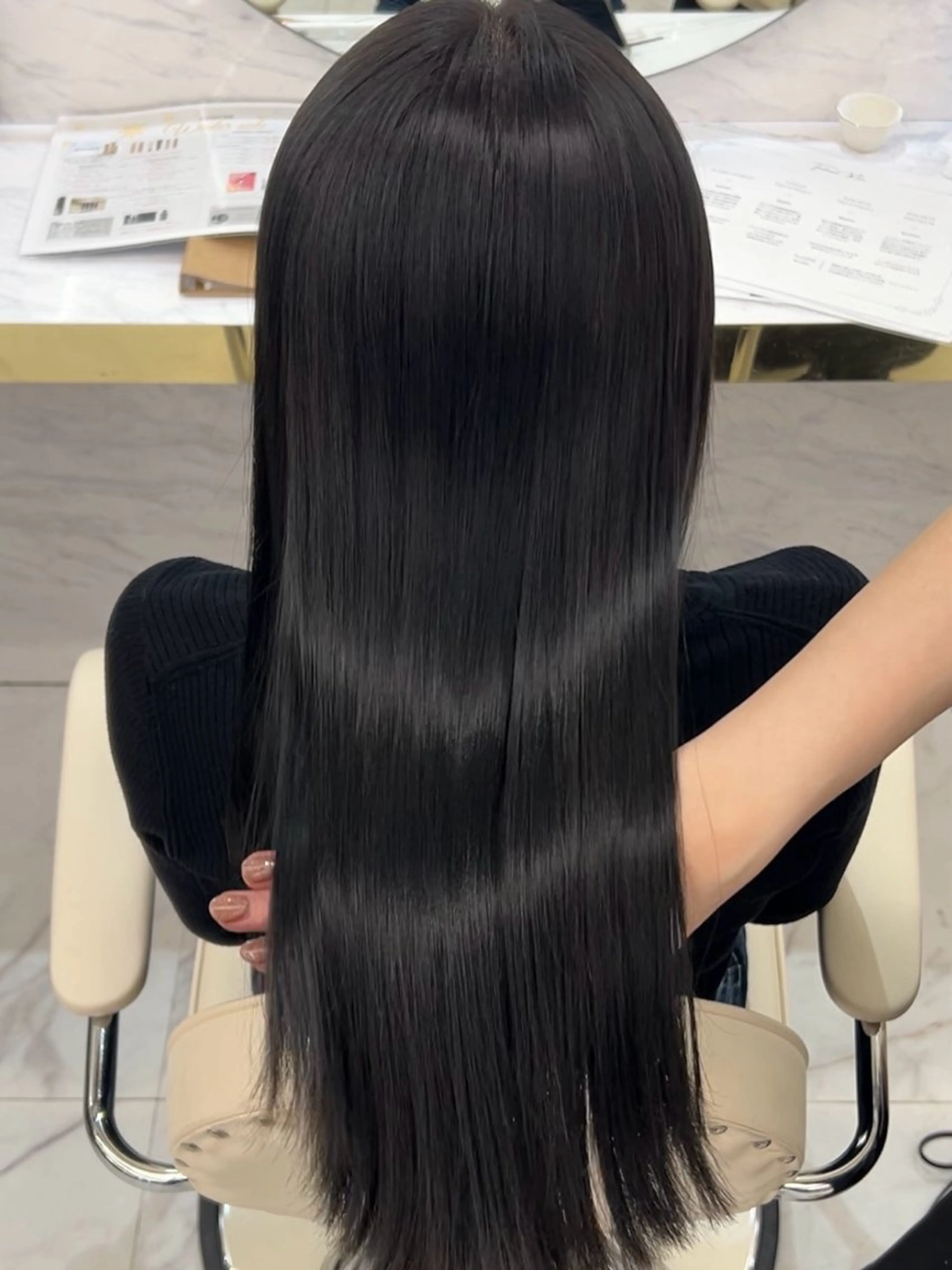 ロング カラー ヘアアレンジ 髪質改善 縮毛矯正 酸性ストレート カット ヘアカラー 縮毛矯正 トリートメント mao透明感カラー 似合わせヘアメイクのヘアスタイル