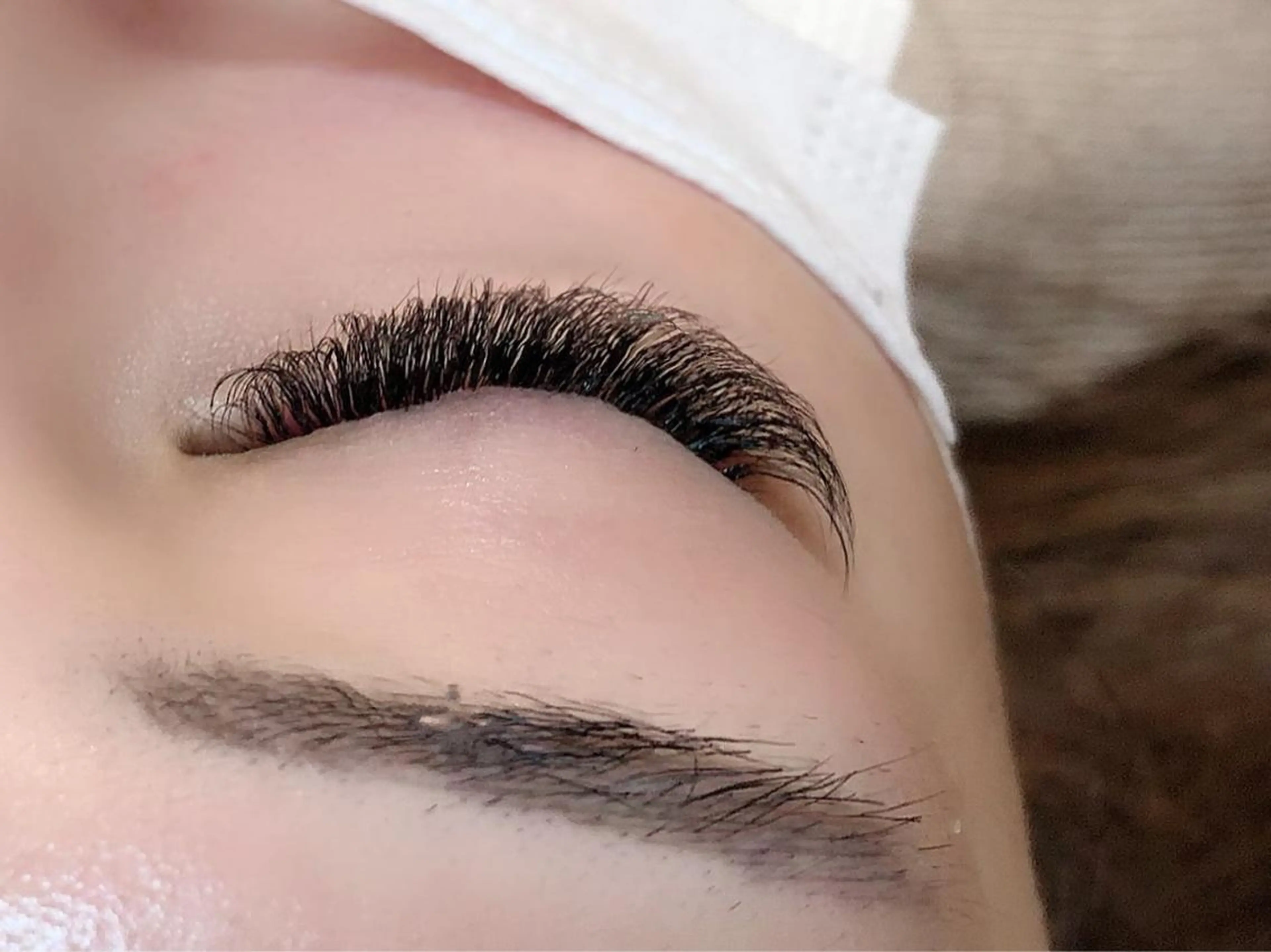 マツエク・マツパ サラバイ ニコットの眉毛・アイブロウイメージ