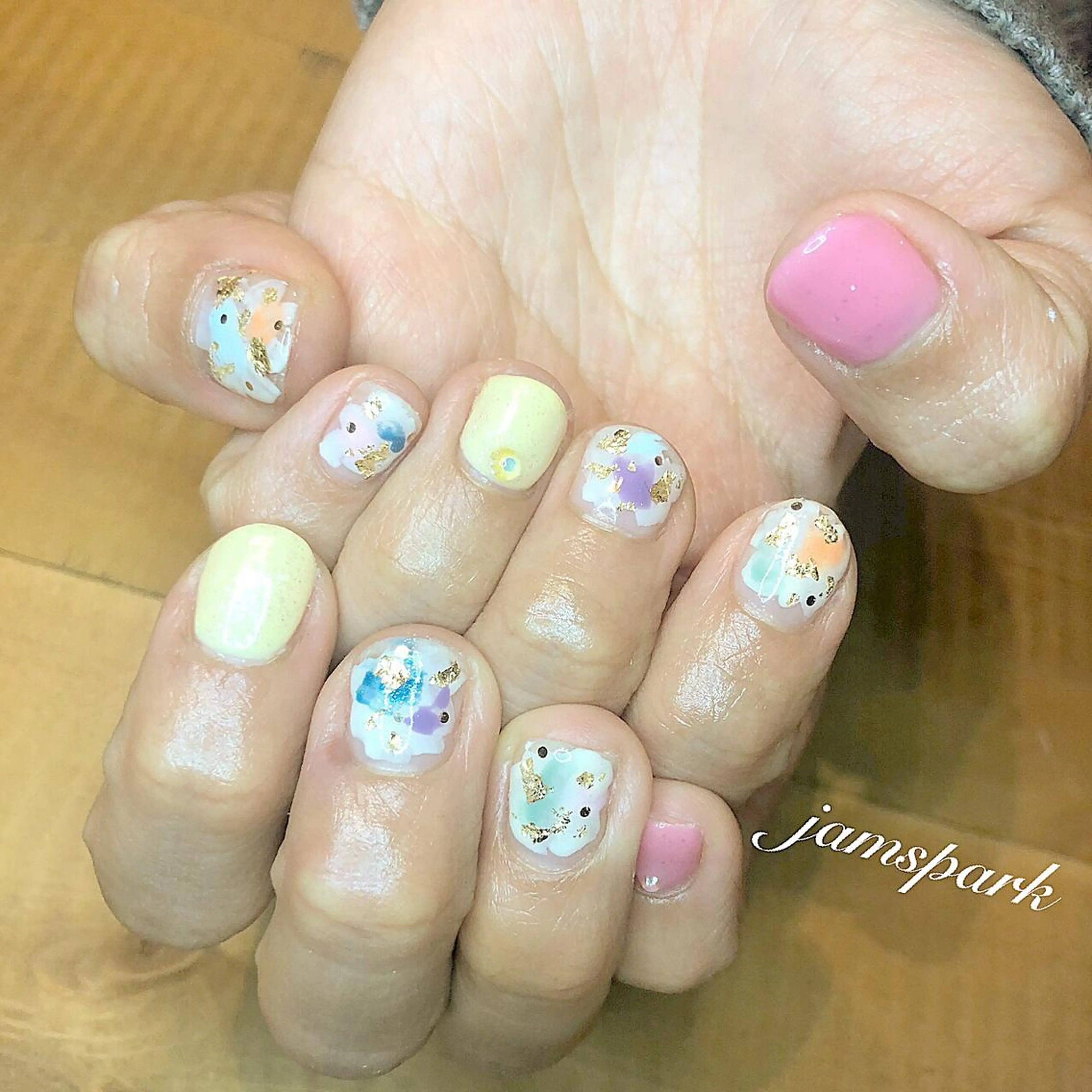 ネイル アートネイル ニュアンスネイル jamspark ✨のネイルデザイン