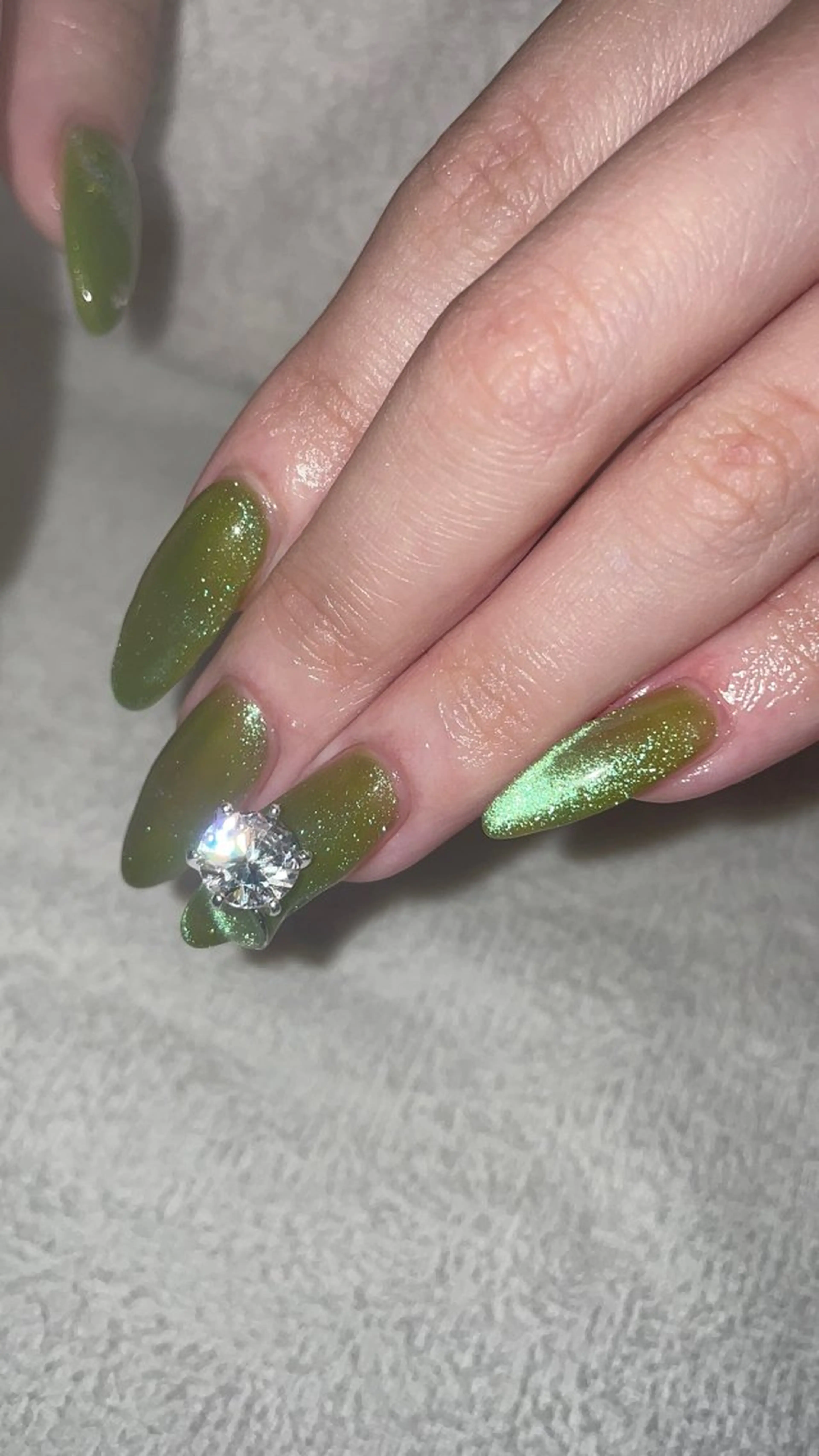 ネイル キラキラネイル マグネットネイル ニュアンスネイル Ri-e's nailのネイルデザイン