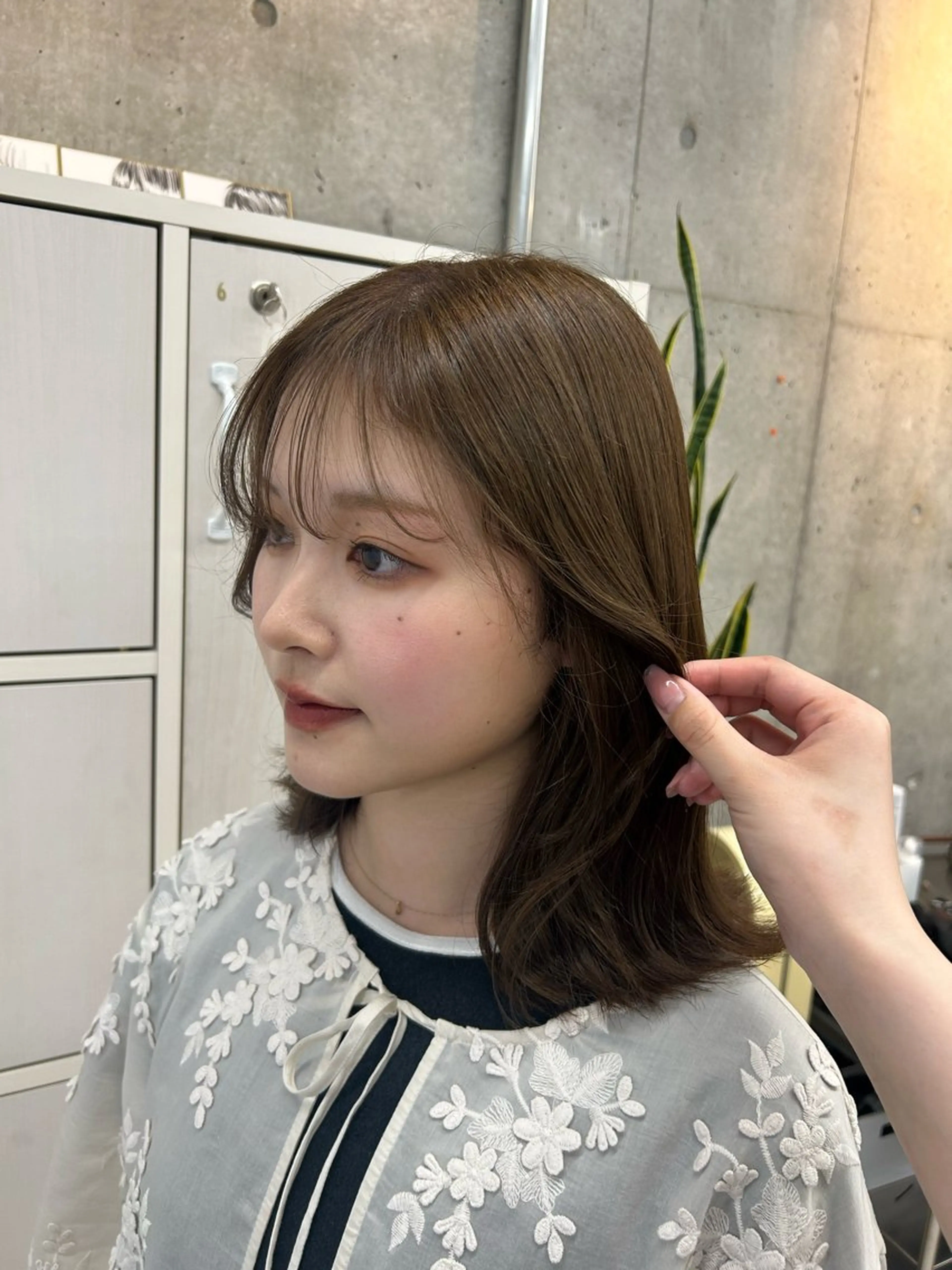 ミディアム カット ヘアカラー トリートメント Lomalia Yuukaのヘアスタイル