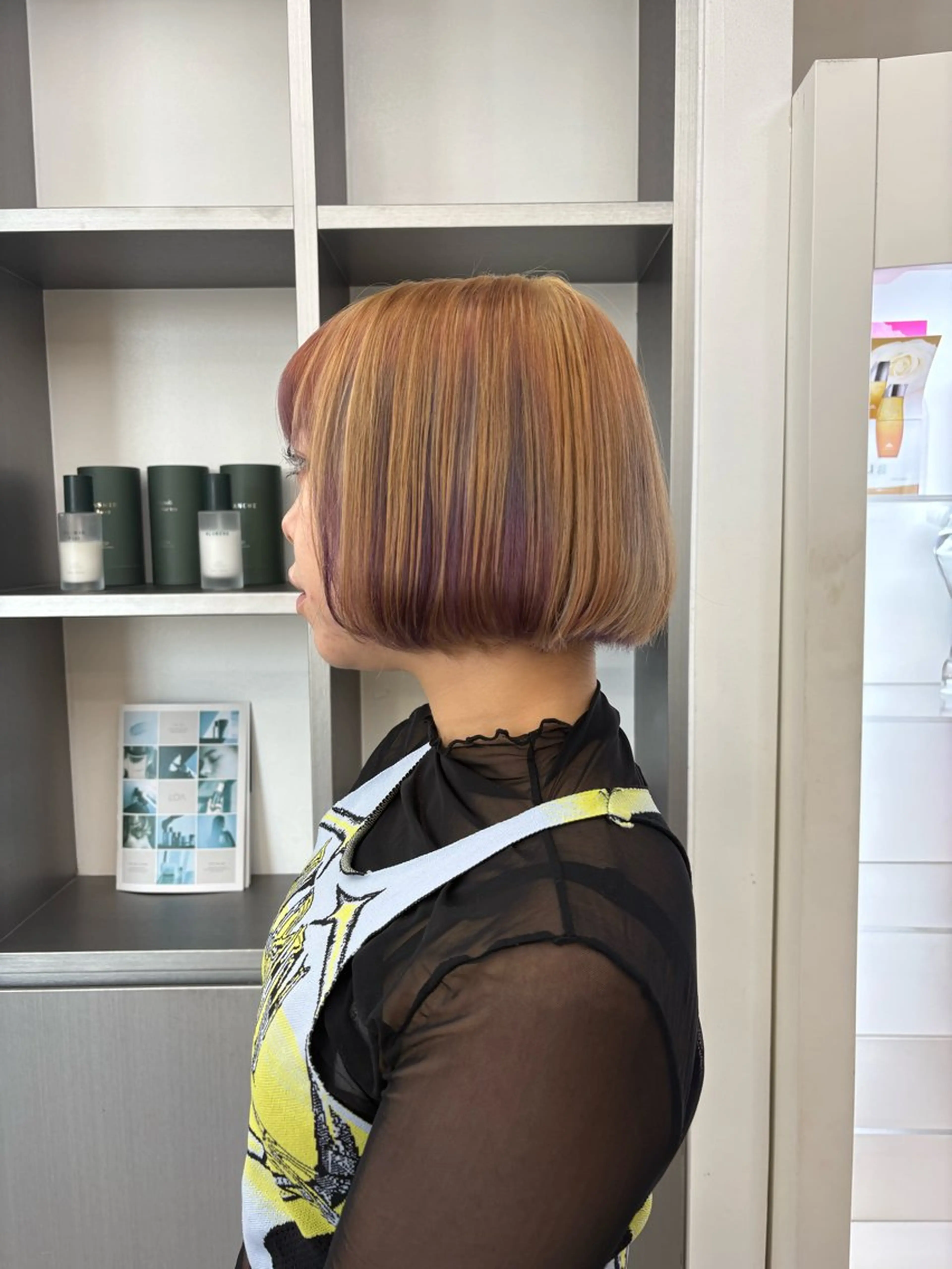 セミロング カラー ヘアカラー トリートメント ハイトーン×デザイン 🪽🫧HIKARIのヘアスタイル