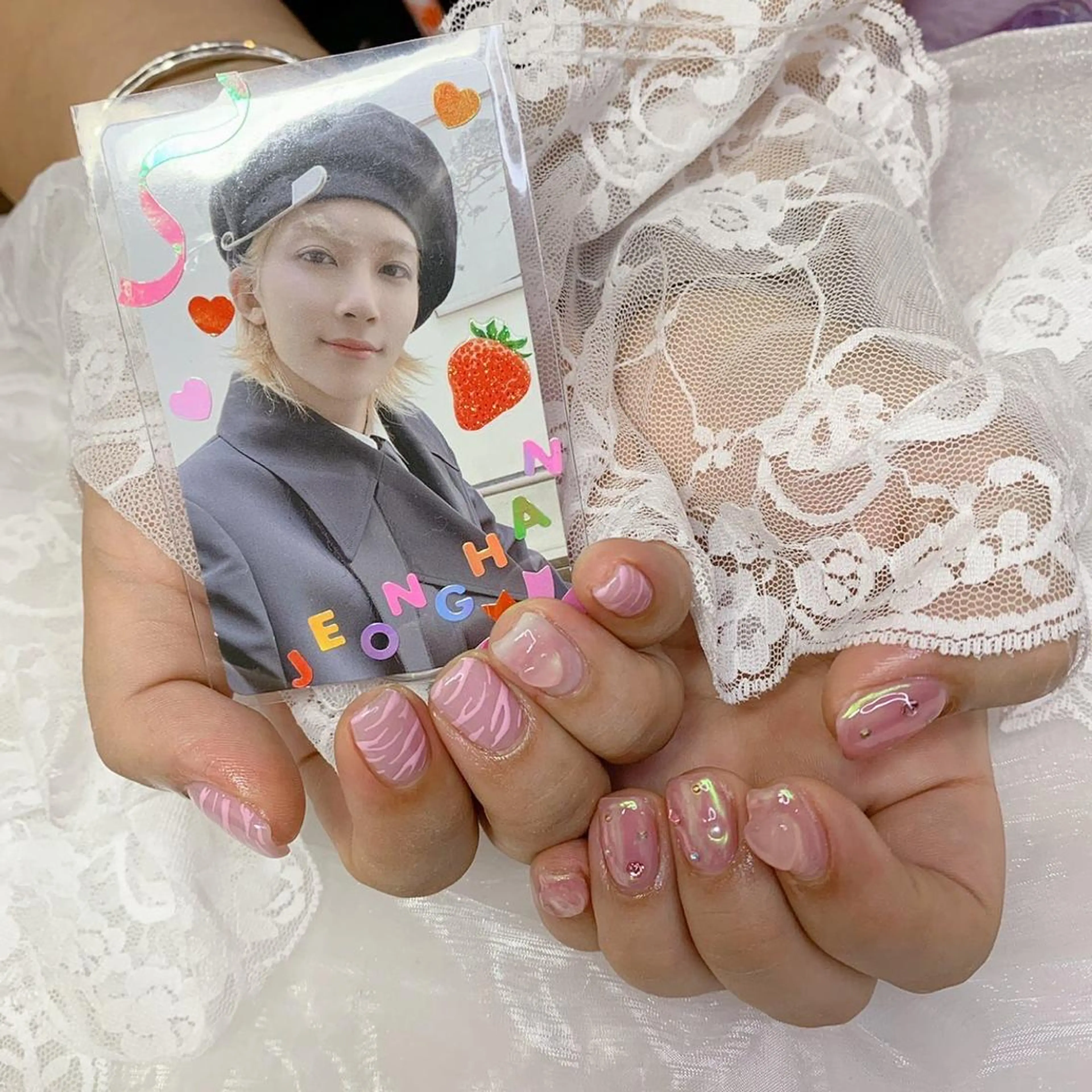 ネイル ハート UVネイル ハンドネイル La neige* yuki 🥯🍑のネイルデザイン