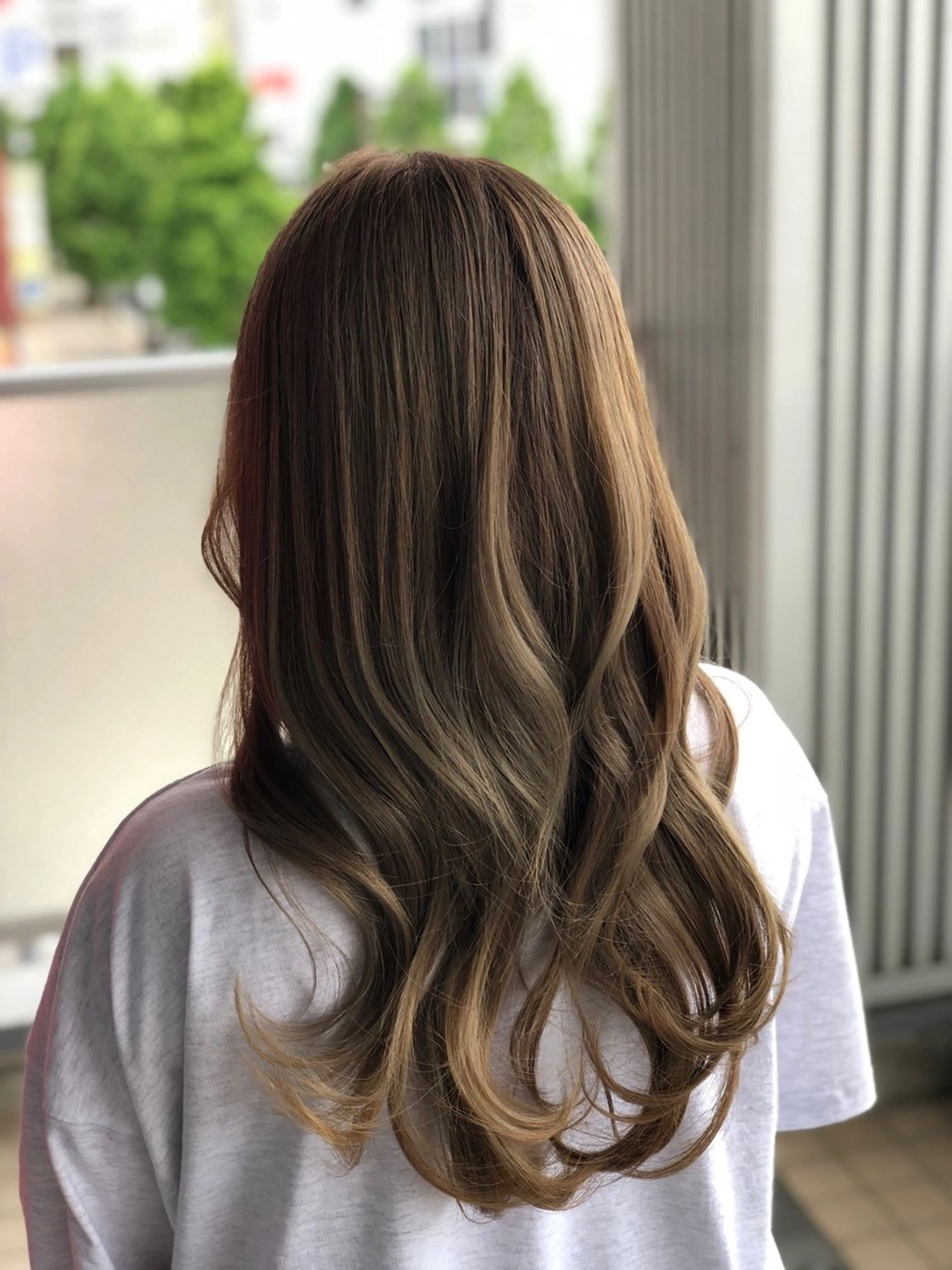 ロング FENICE onthe beach所属・永井大樹✨ 透明感カラー✨のヘアスタイル