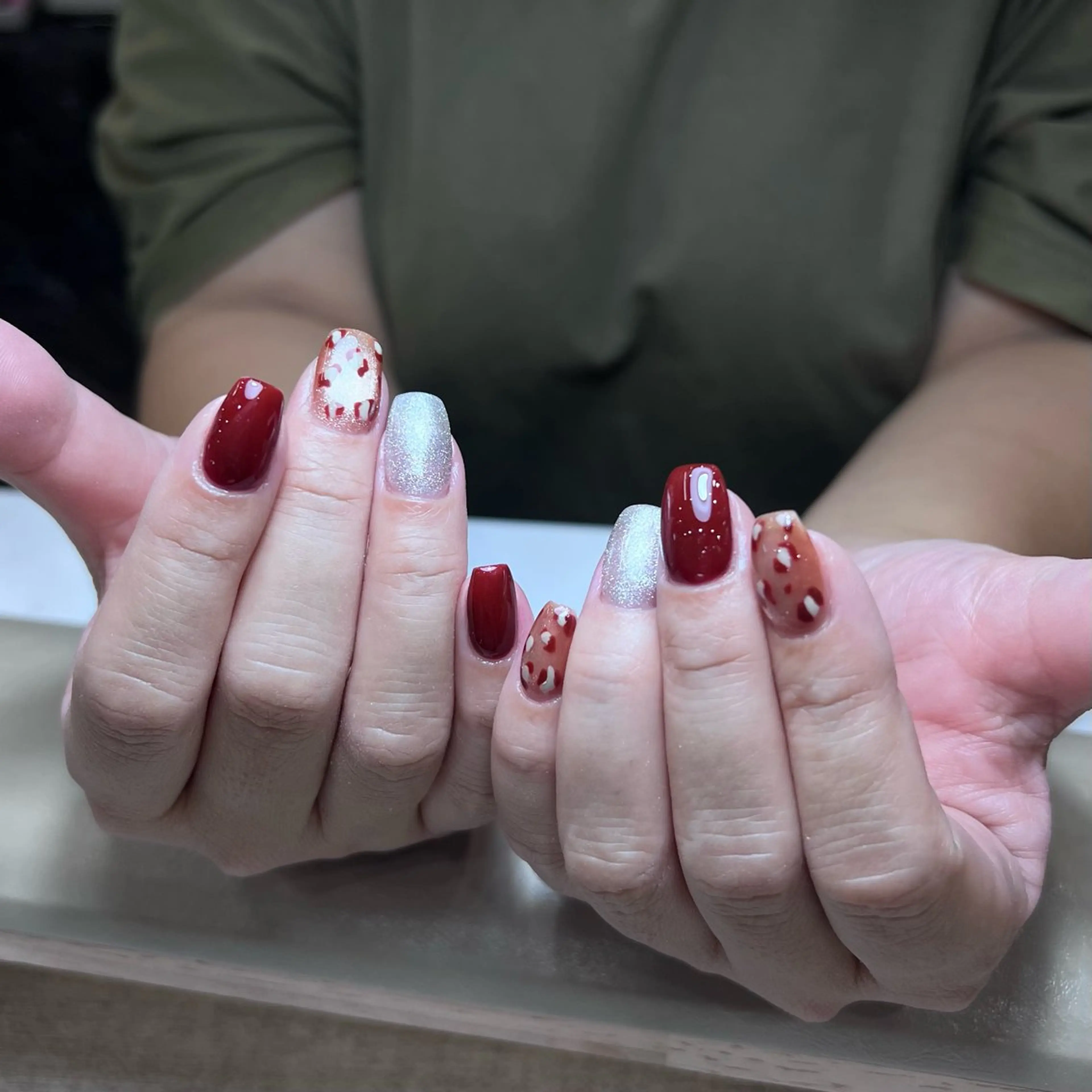 人気NO.1🔥 全員同価格＜HAND＞ 持ち込みデザイン（アート4本まで）の写真