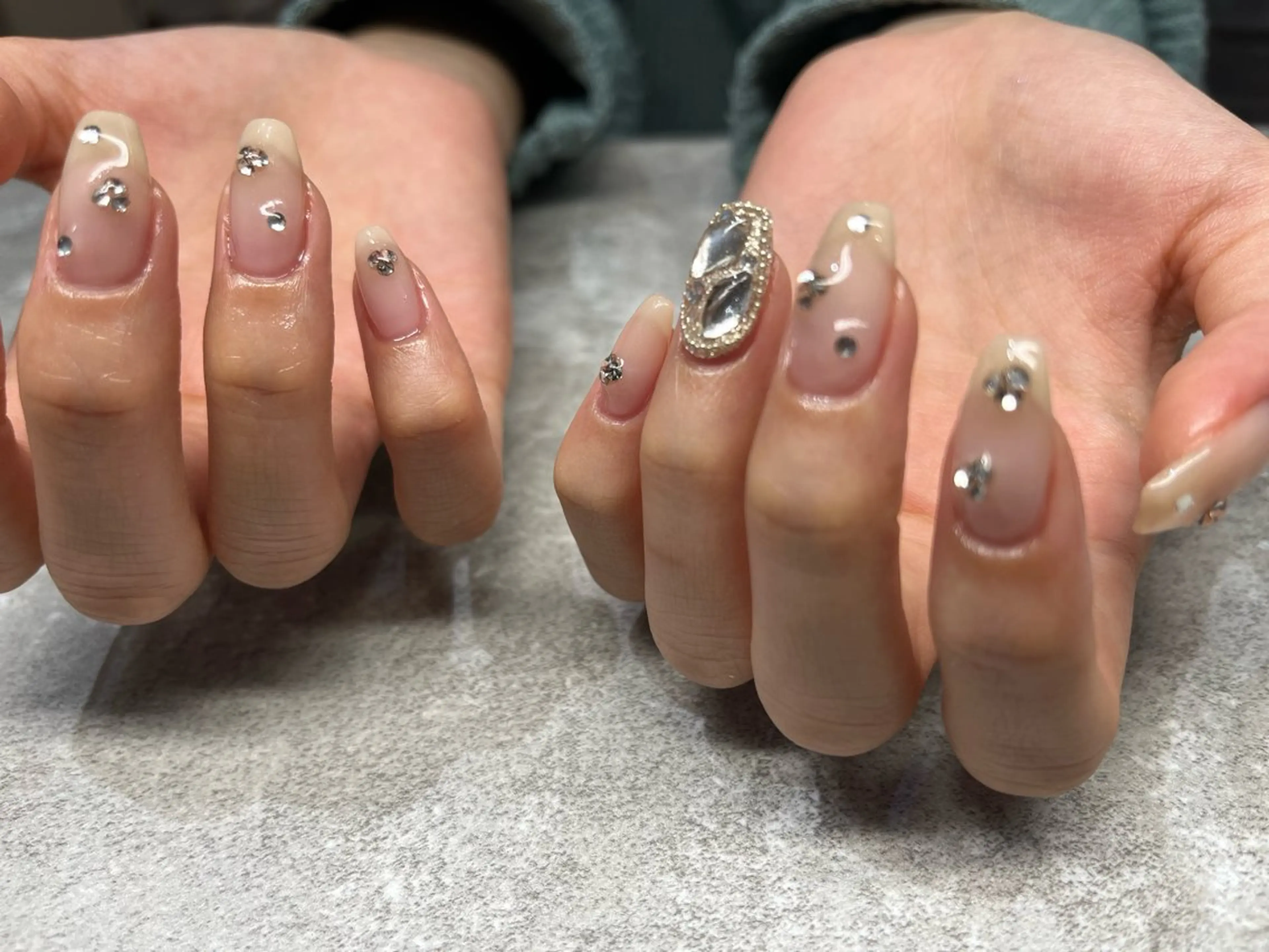 ネイル people所属・luster shihoのネイルデザイン
