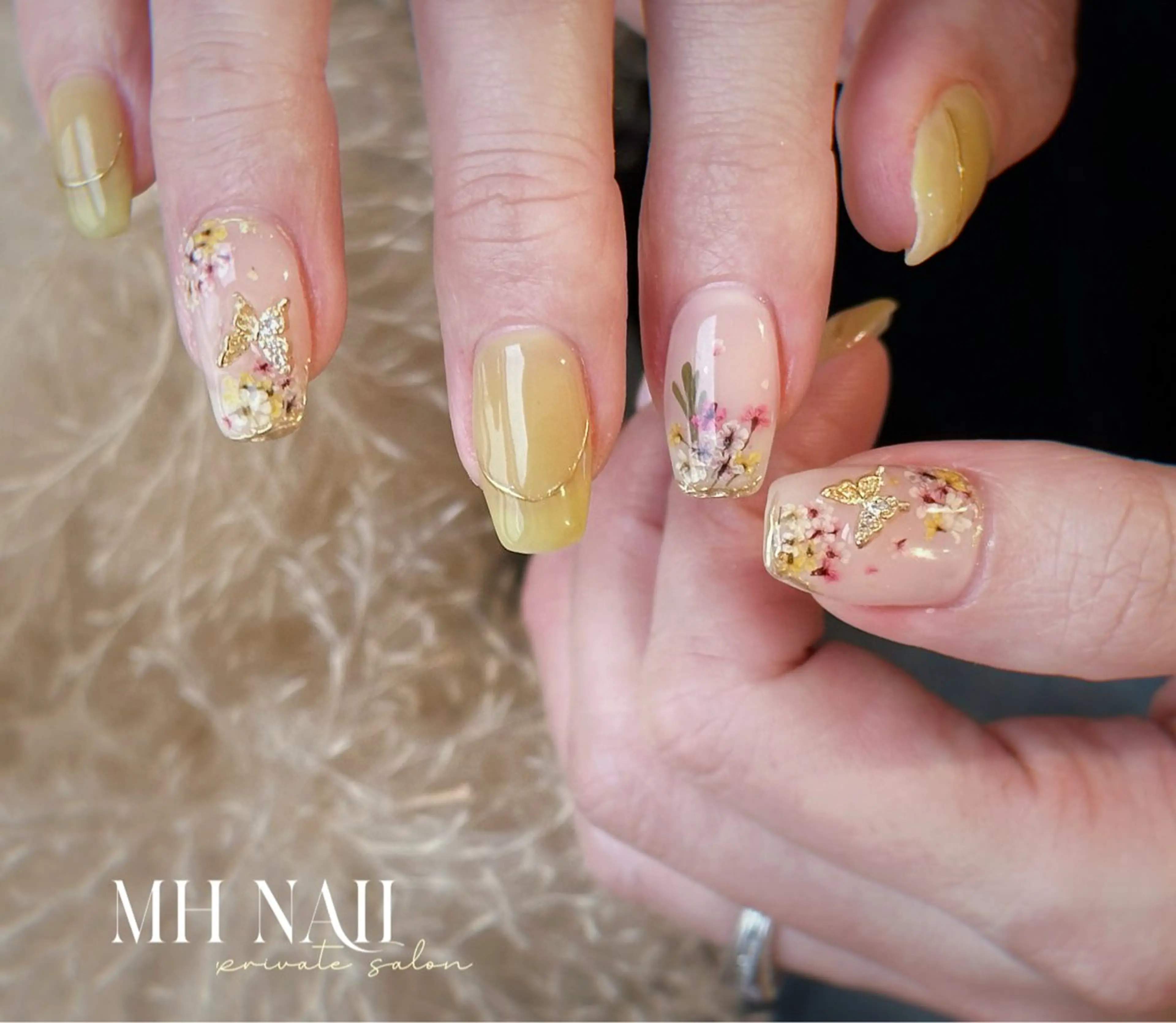 ネイル ハンドネイル MH Nailのネイルデザイン