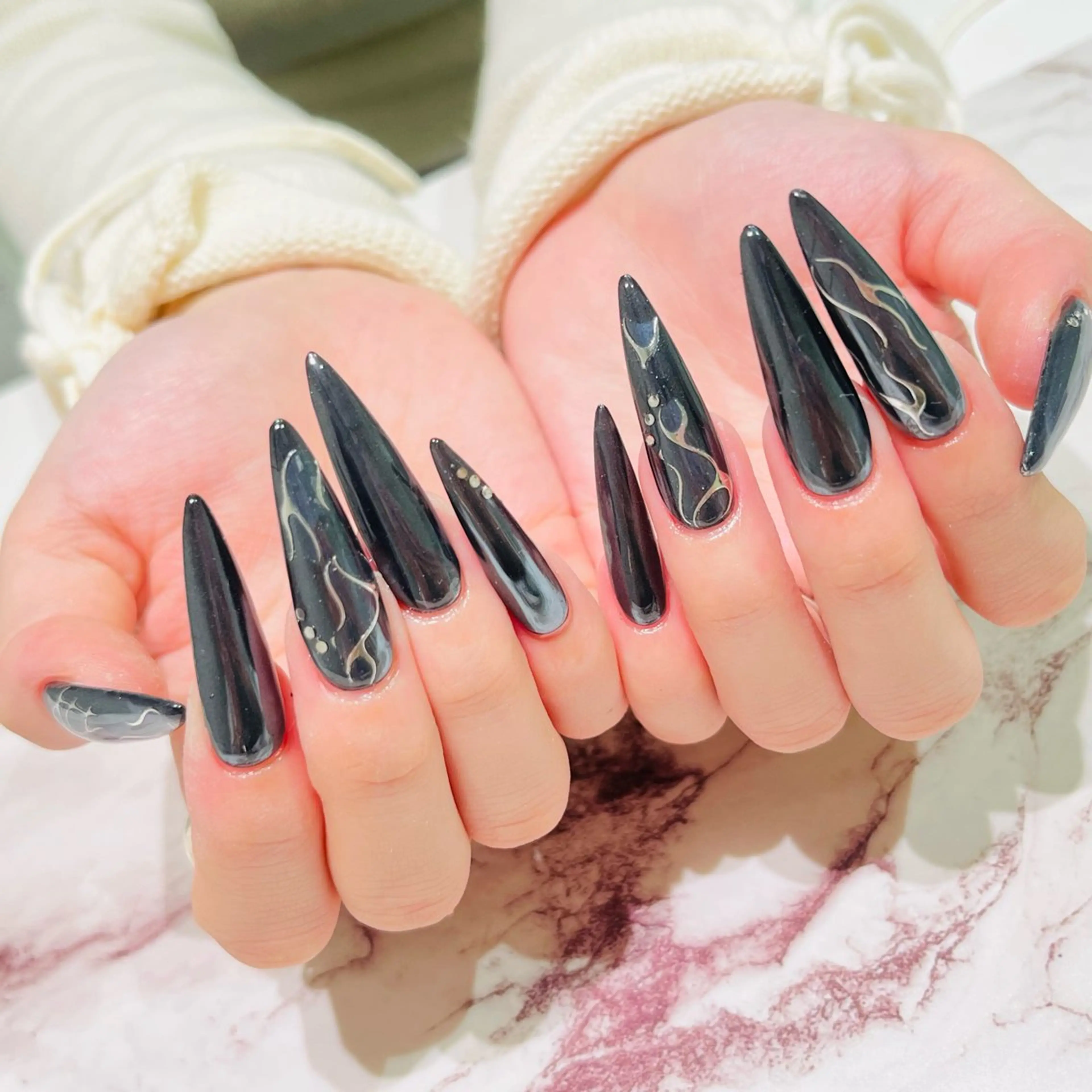 ネイル ハンドネイル Hair removal & Beauty salon Produce by Lucia所属・nail salon Luciaのネイルデザイン