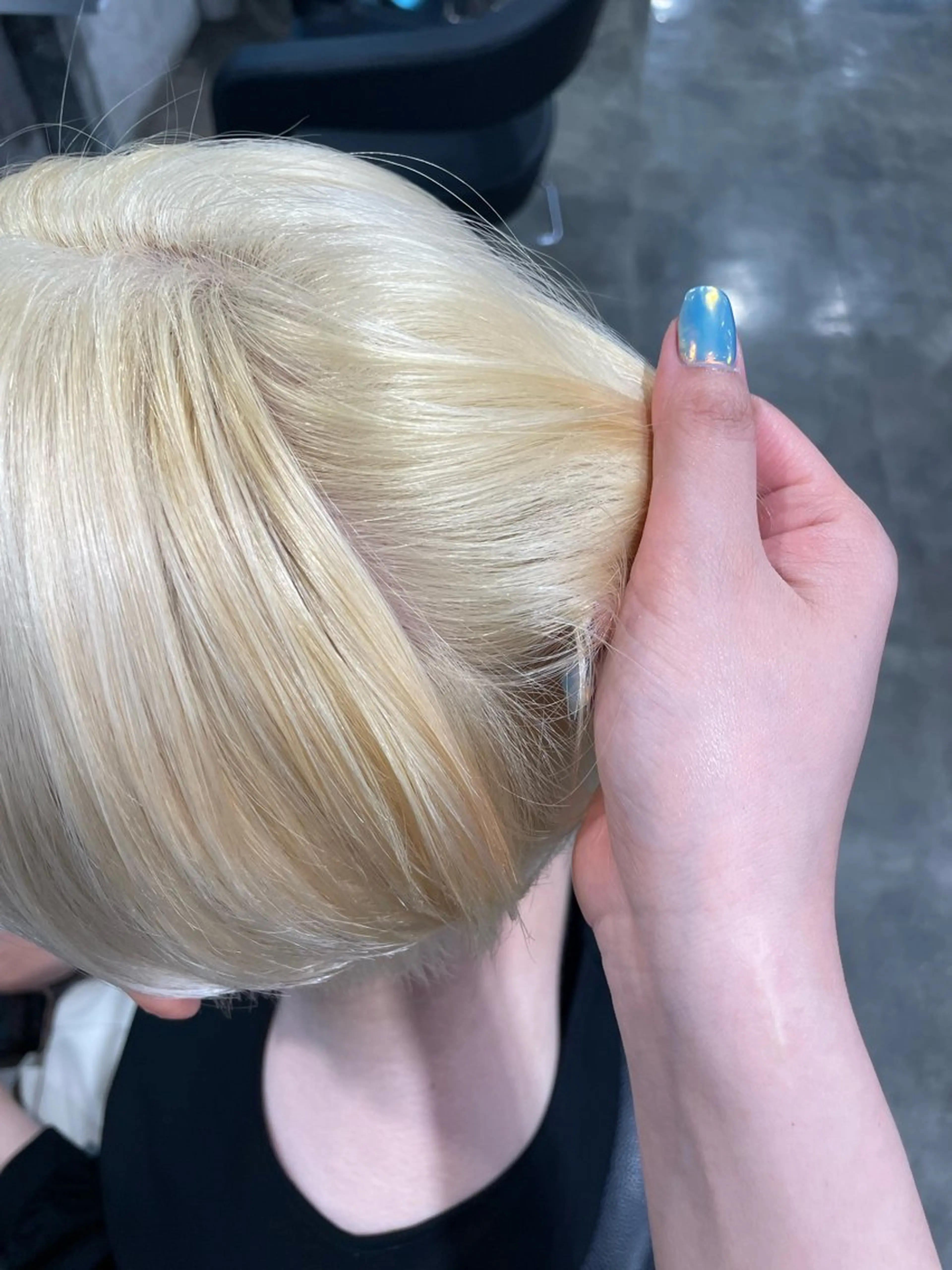 ショート カラー ヘアカラー ハイトーンブロンド 横浜💞ミオのヘアスタイル