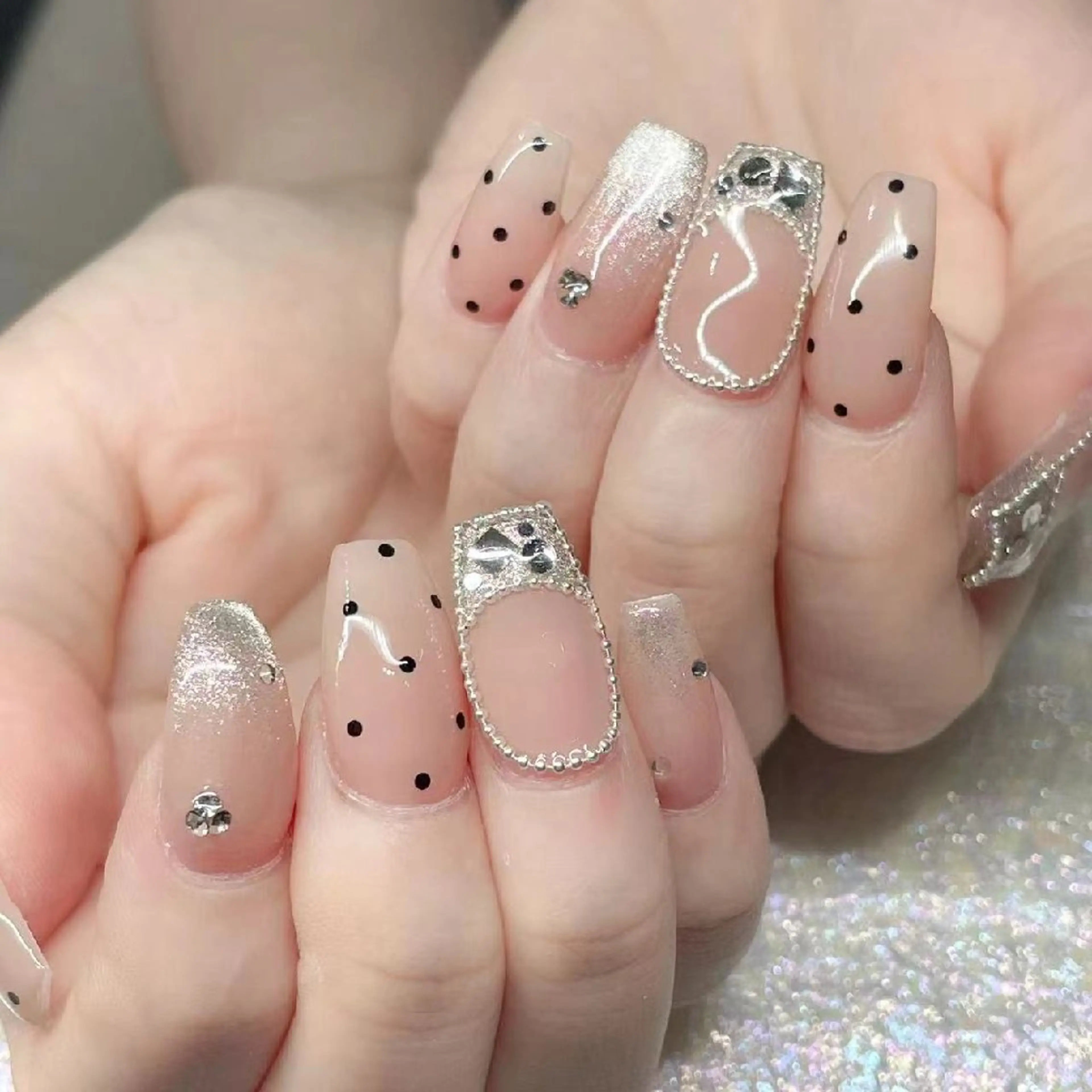 ネイル Queens みなみのネイルデザイン