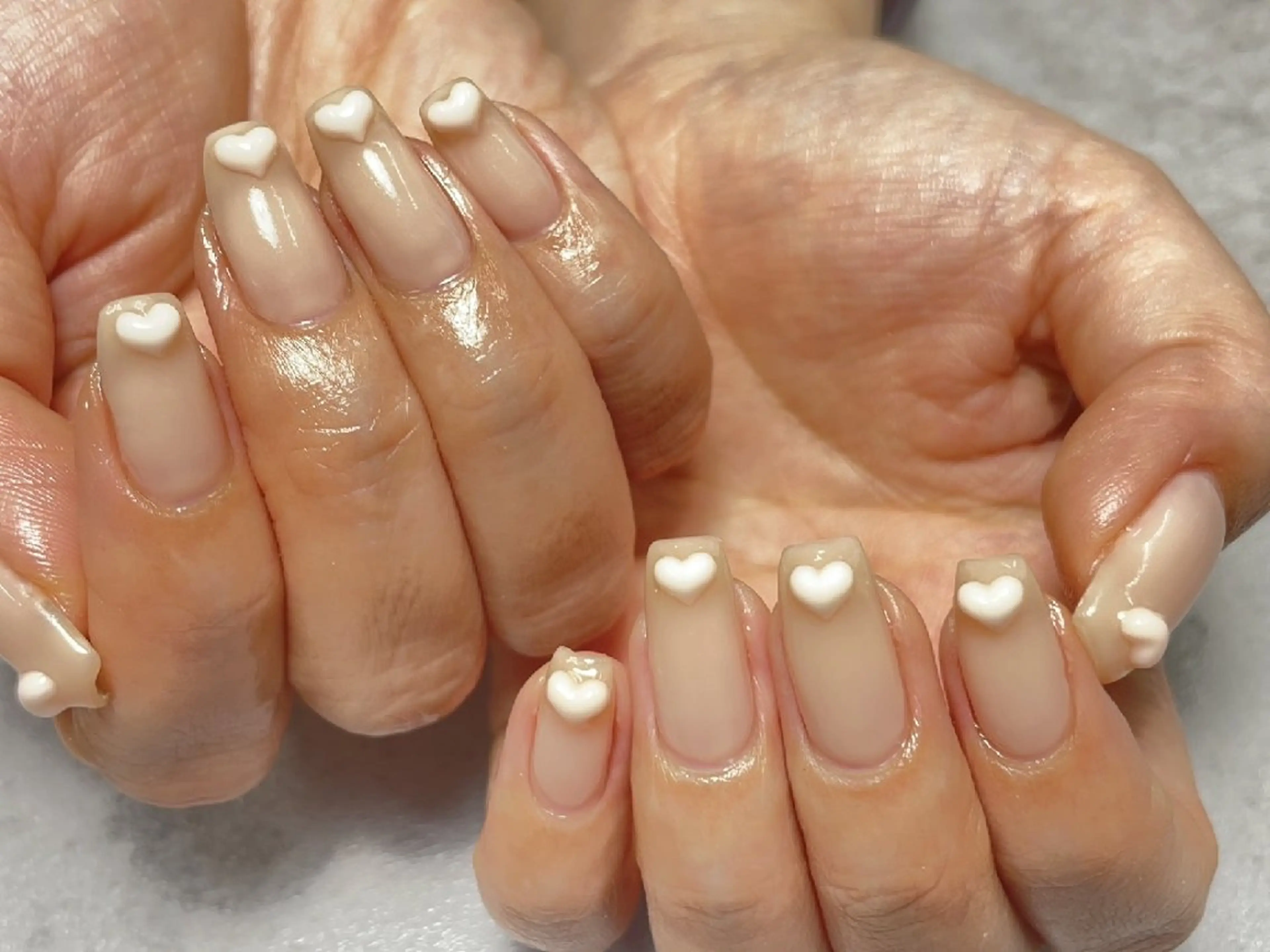 ネイル ハート ワンカラーネイル ハンドネイル k+1nailsalon所属・k+1💅 Kanaeのネイルデザイン