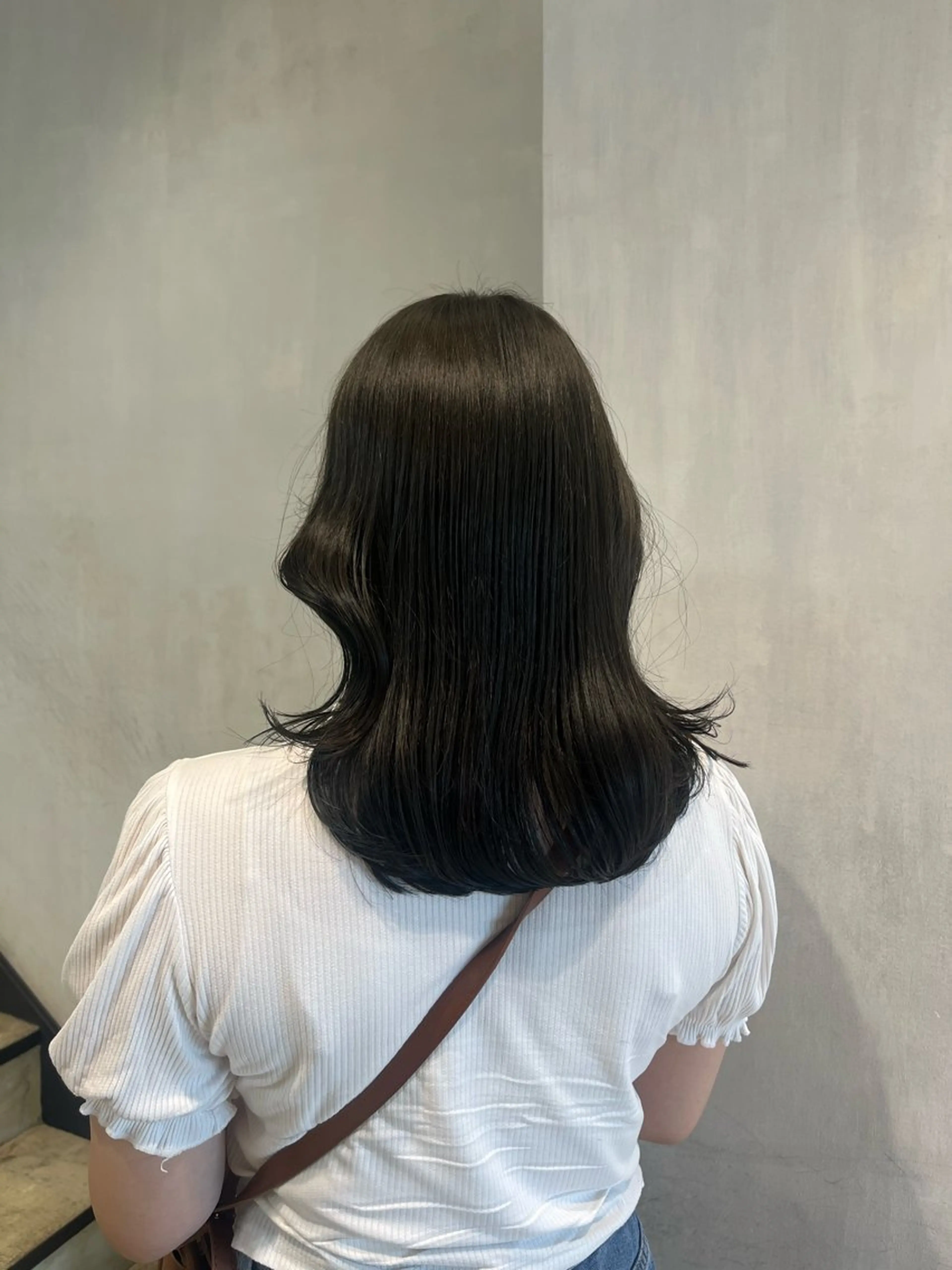 セミロング カラー レイヤーカットモデル irohaのヘアスタイル