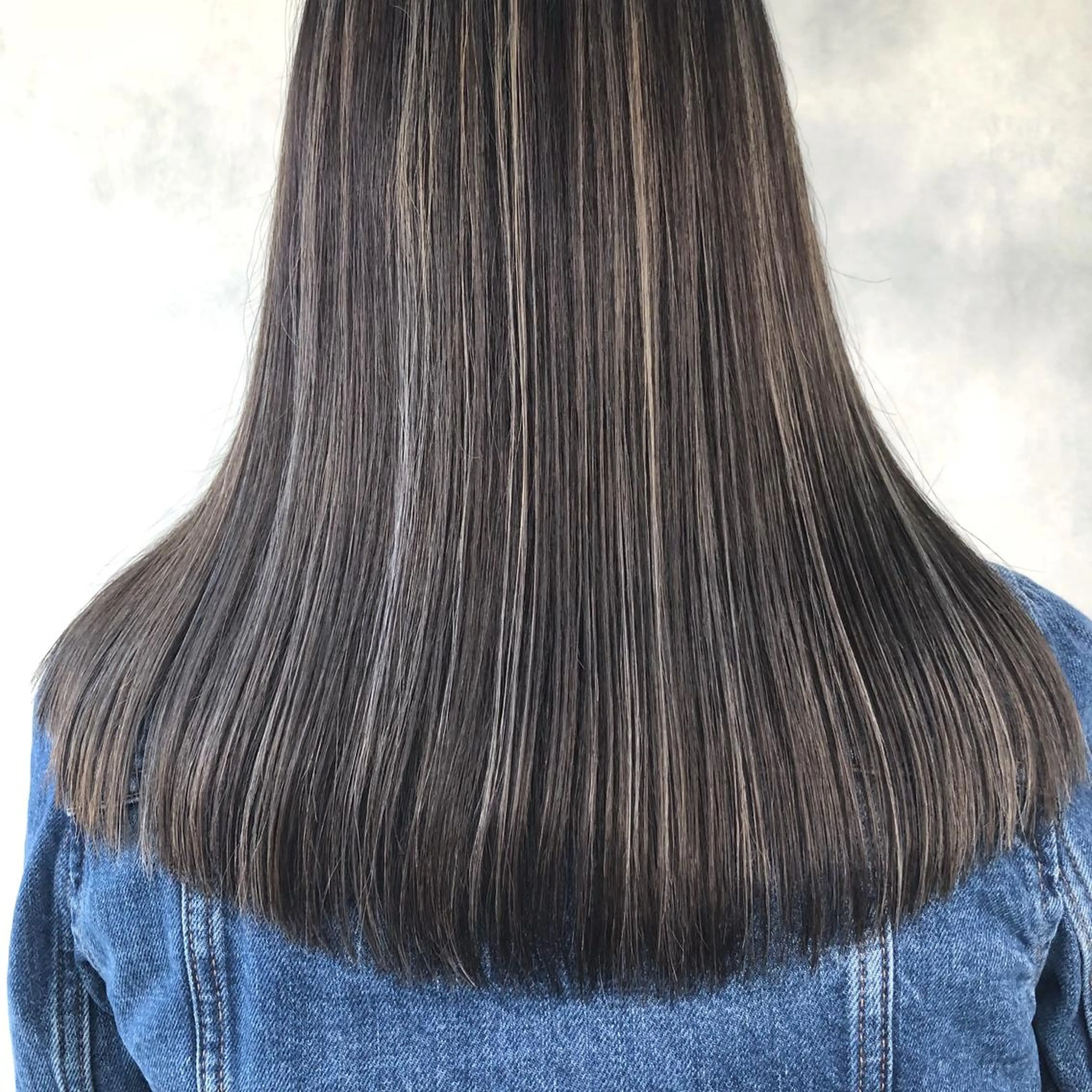 ロング カラー ハイライトカラー ハイライト ORIKA 美容室のヘアスタイル