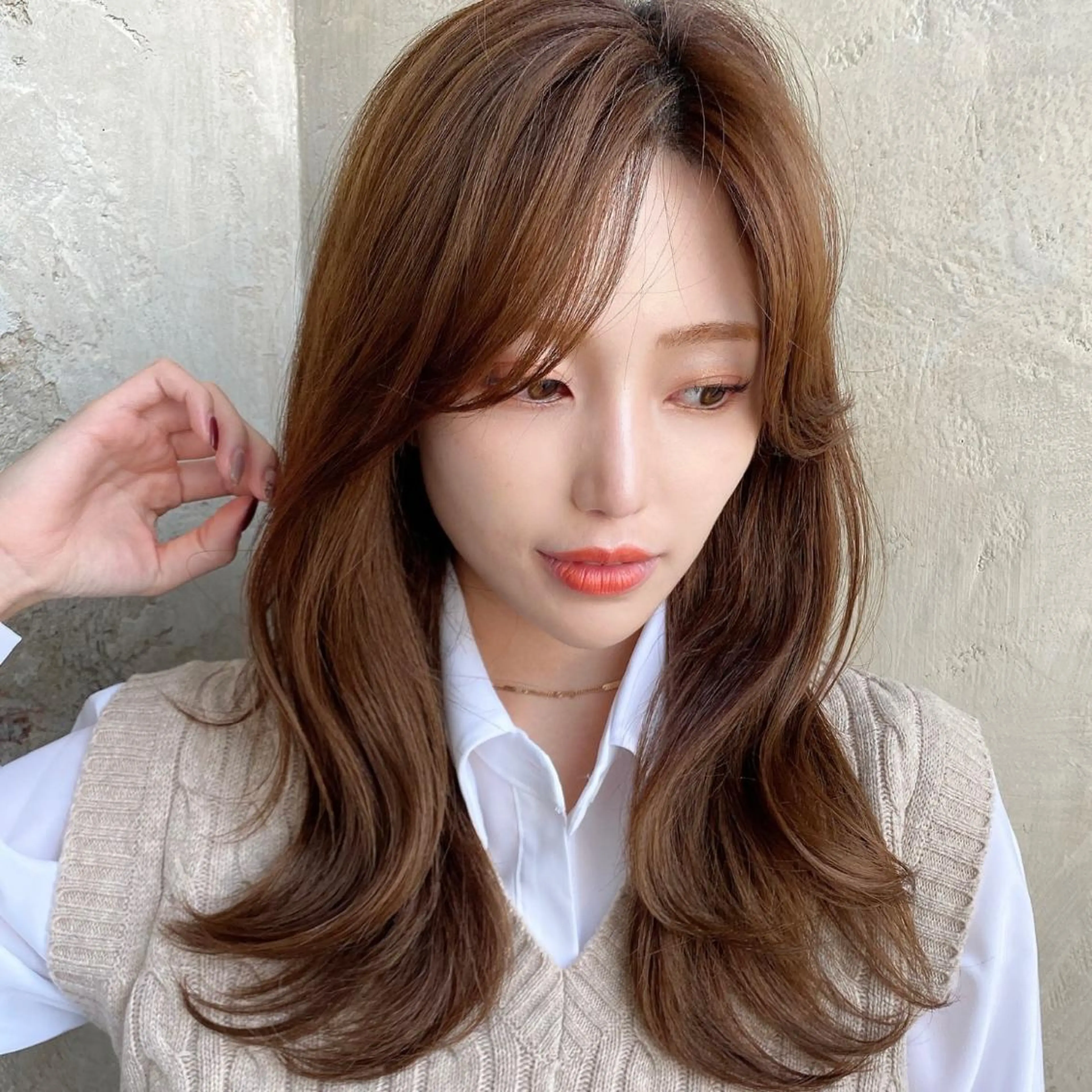 セミロング カラー セミロングパーマ 透明感カラー グレージュ くびれヘア 韓国風ヘア カット ヘアカラー トリートメント 髪質改善/ レイヤーカット金井翔のヘアスタイル