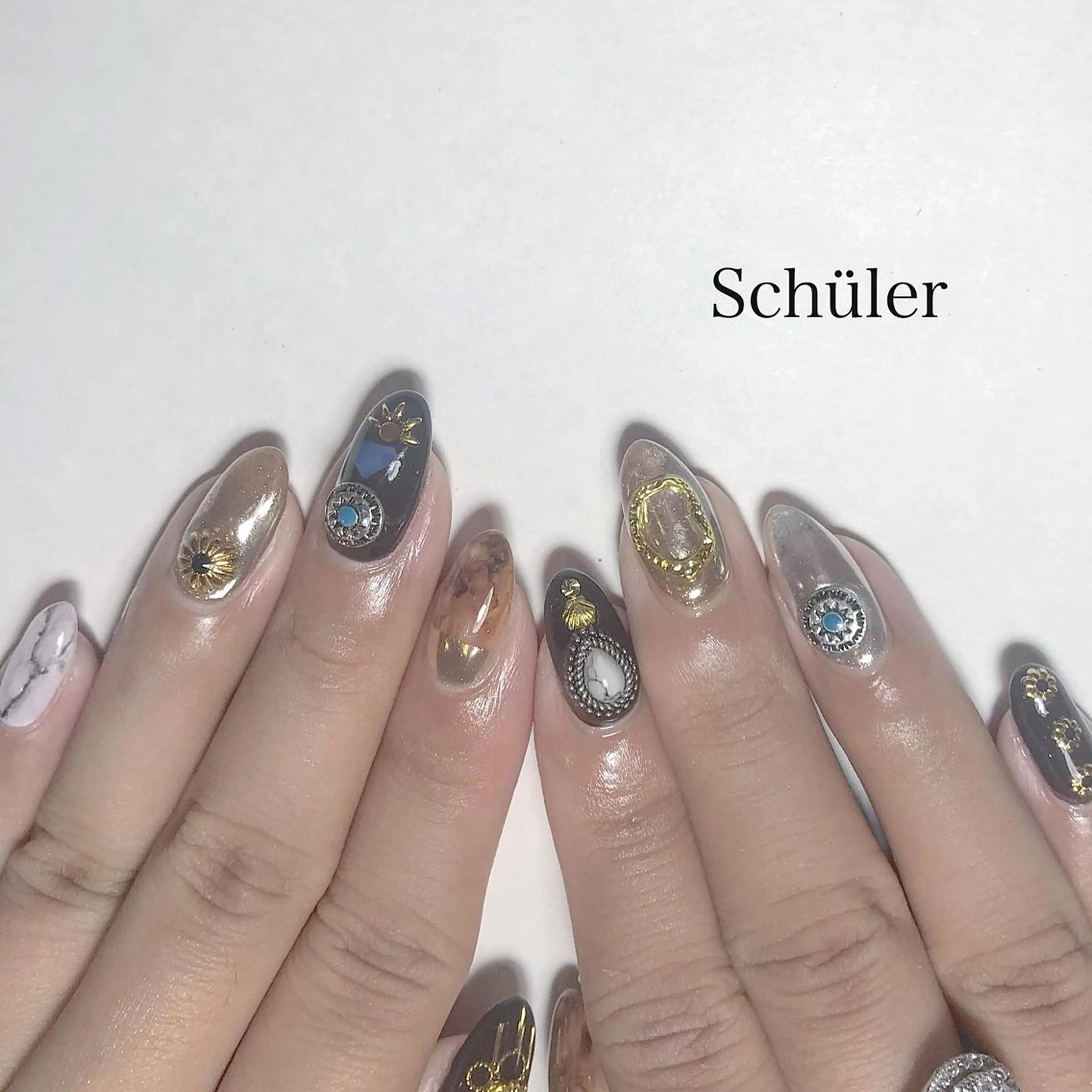 ネイル ハンドネイル Schüler所属・野内 まきのネイルデザイン