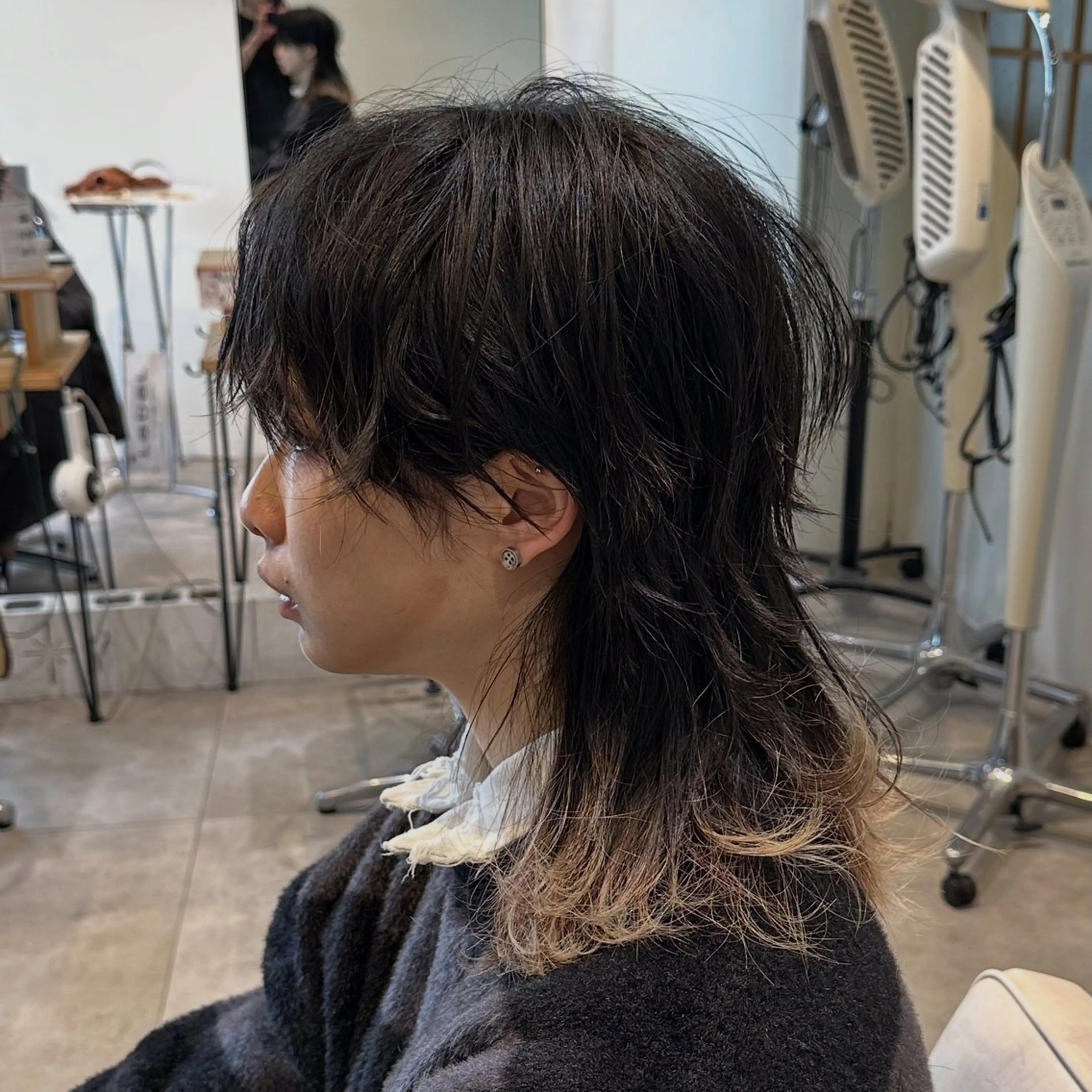 メンズ メンズブリーチ メンズ韓国風 マッシュ メンズパーマ メンズウルフカット カット ヘアセット 大阪ウルフカット ハッシュカットのヘアスタイル