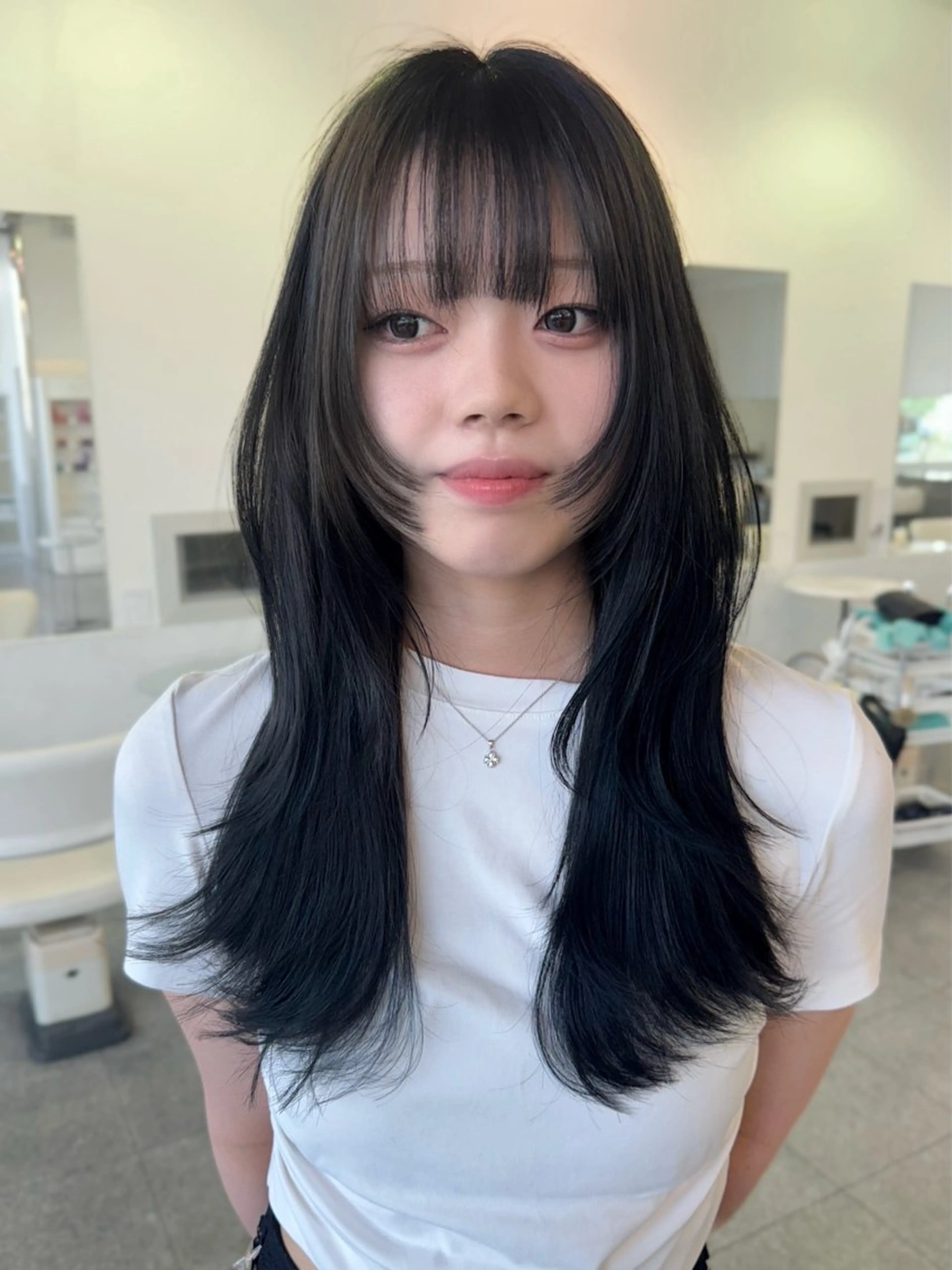 ロング カラー 黒髪 ブルーカラー ブルーブラック レイヤーカット カット ヘアカラー トリートメント 🎀ヒシダアキ /taboo🎀のヘアスタイル