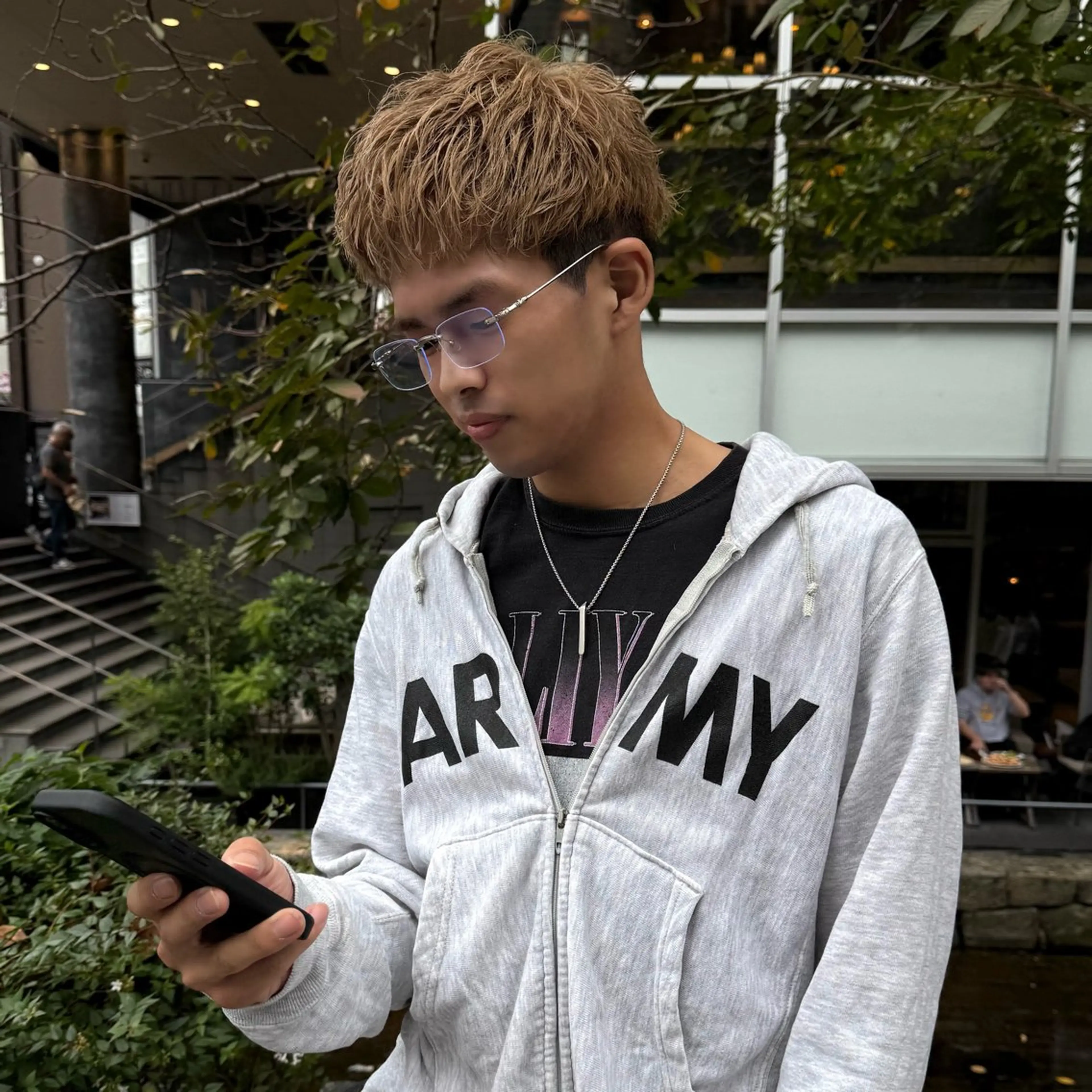 ショート カラー メンズ メンズブリーチ ベージュカラー ブリーチ カット ヘアカラー 希佳/メンズ スタイリストのヘアスタイル