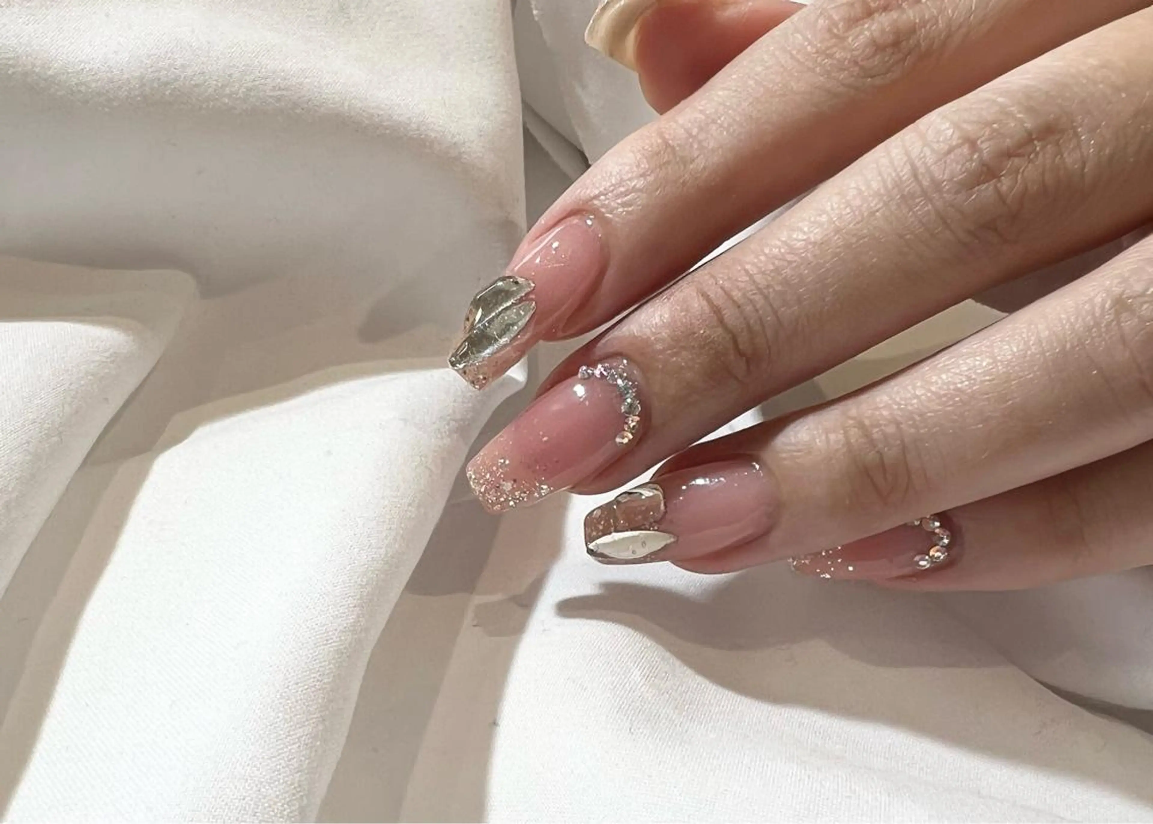 ネイル nailstudio ′ecole所属・nailstudio ′ecoleのネイルデザイン