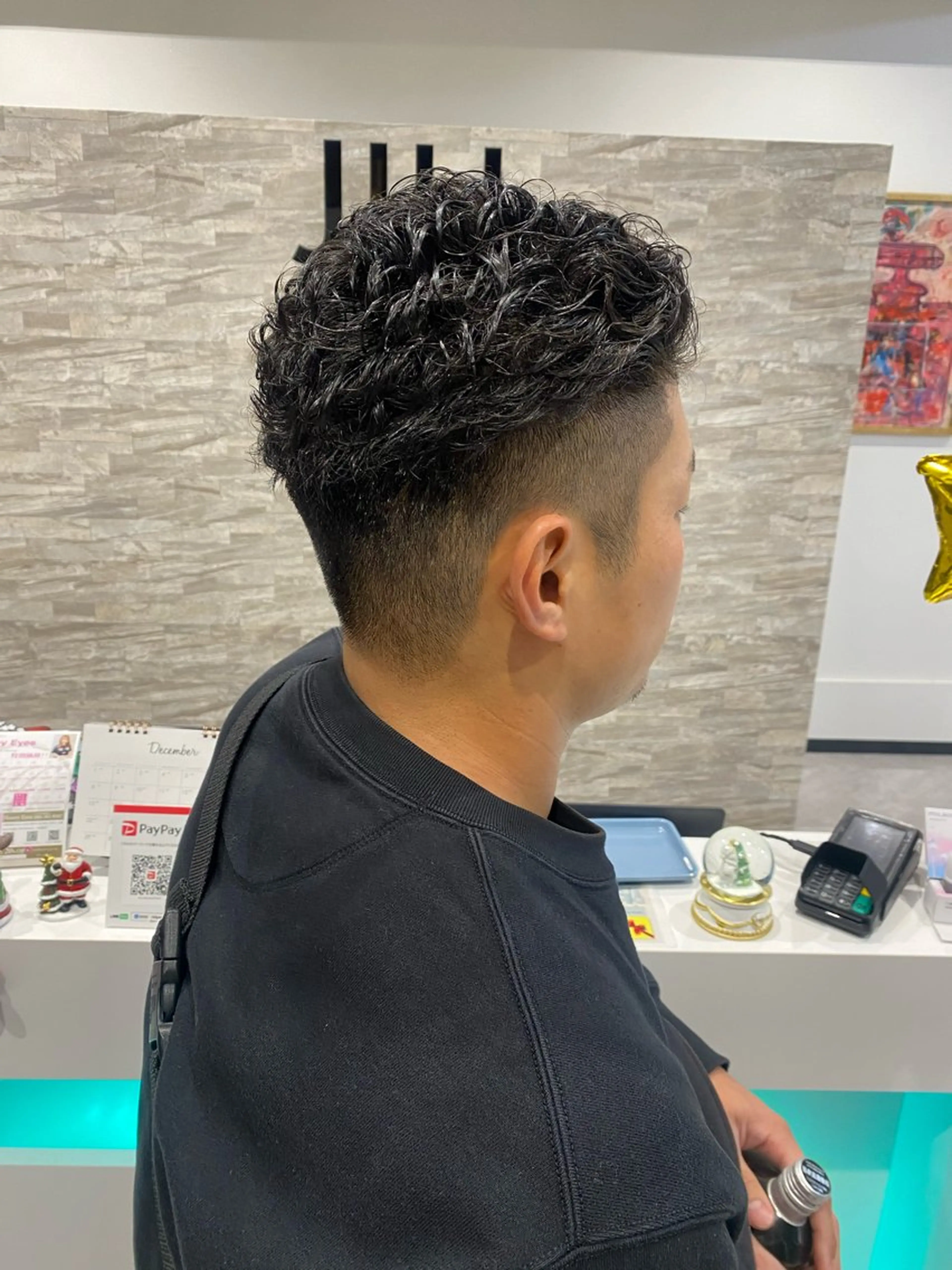 メンズ オールバック メンズパーマ JILL    hair所属・maki💖 暖色カラーのヘアスタイル