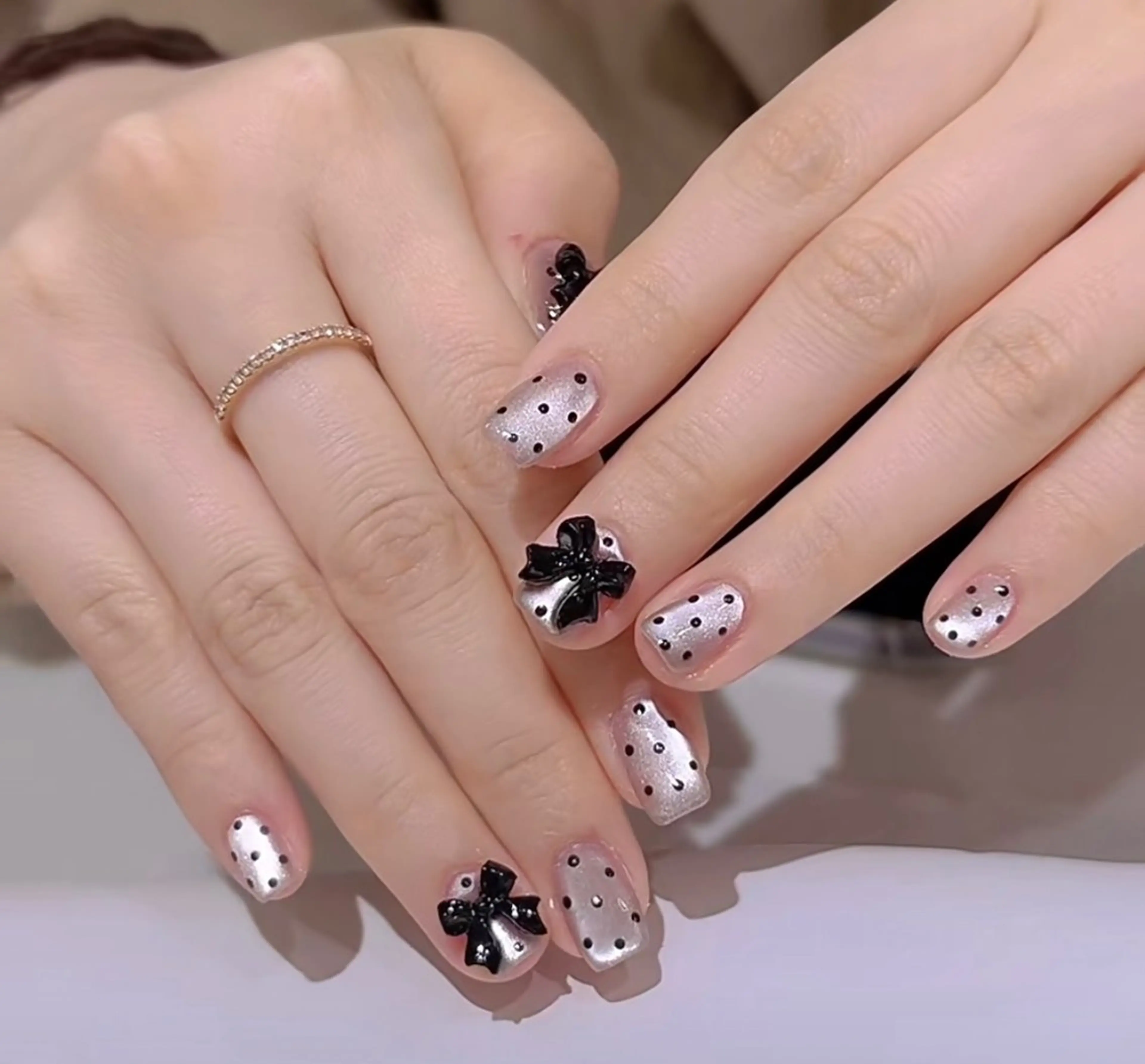 ネイル 💅E•U•B NAIL🌹所属・横浜市中区曙町 ネイルE·U·Bのネイルデザイン