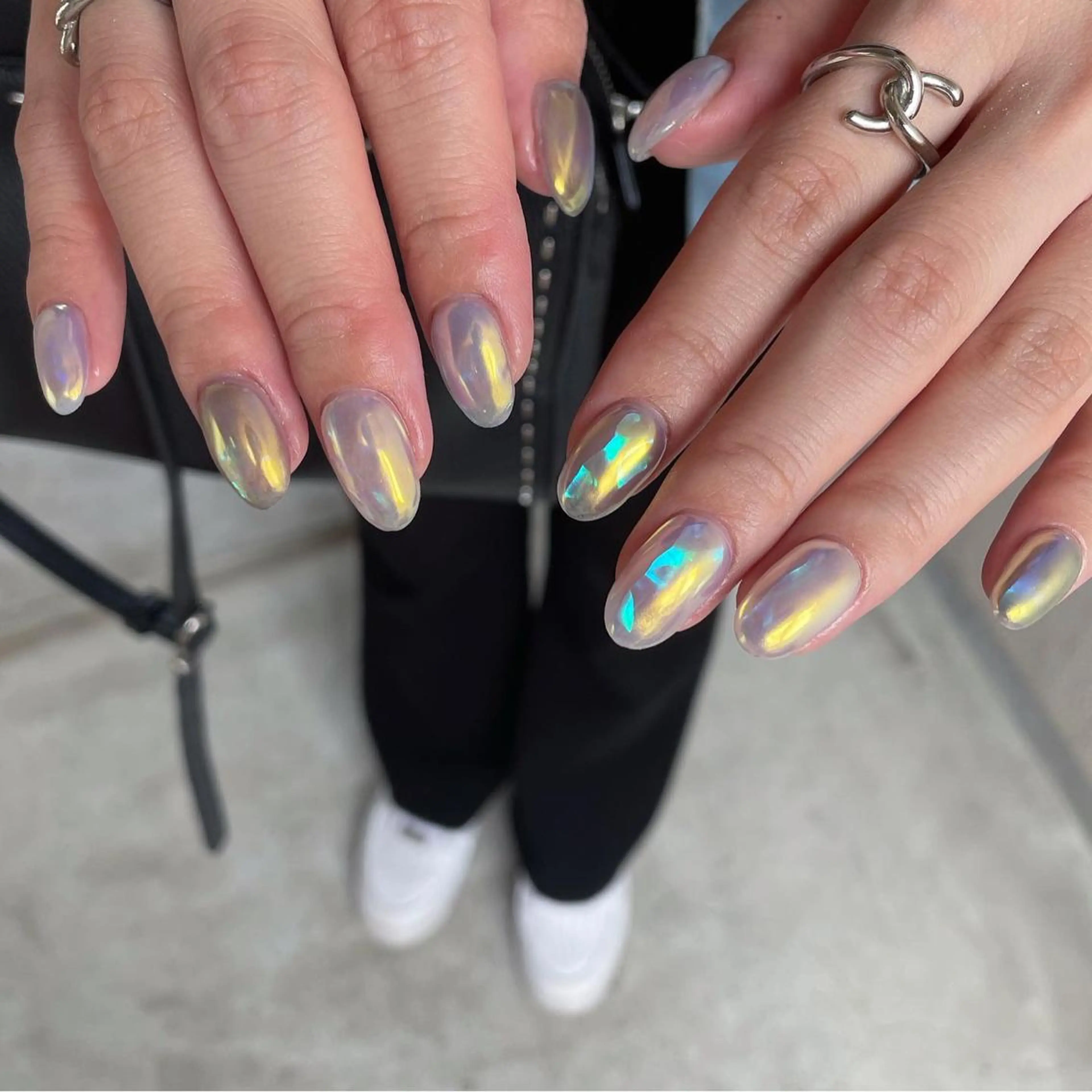 ネイル 氷ネイル・うるうるネイル ハンドネイル ハンドケア lyly.nail所属・lylynail YUUKAのネイルデザイン