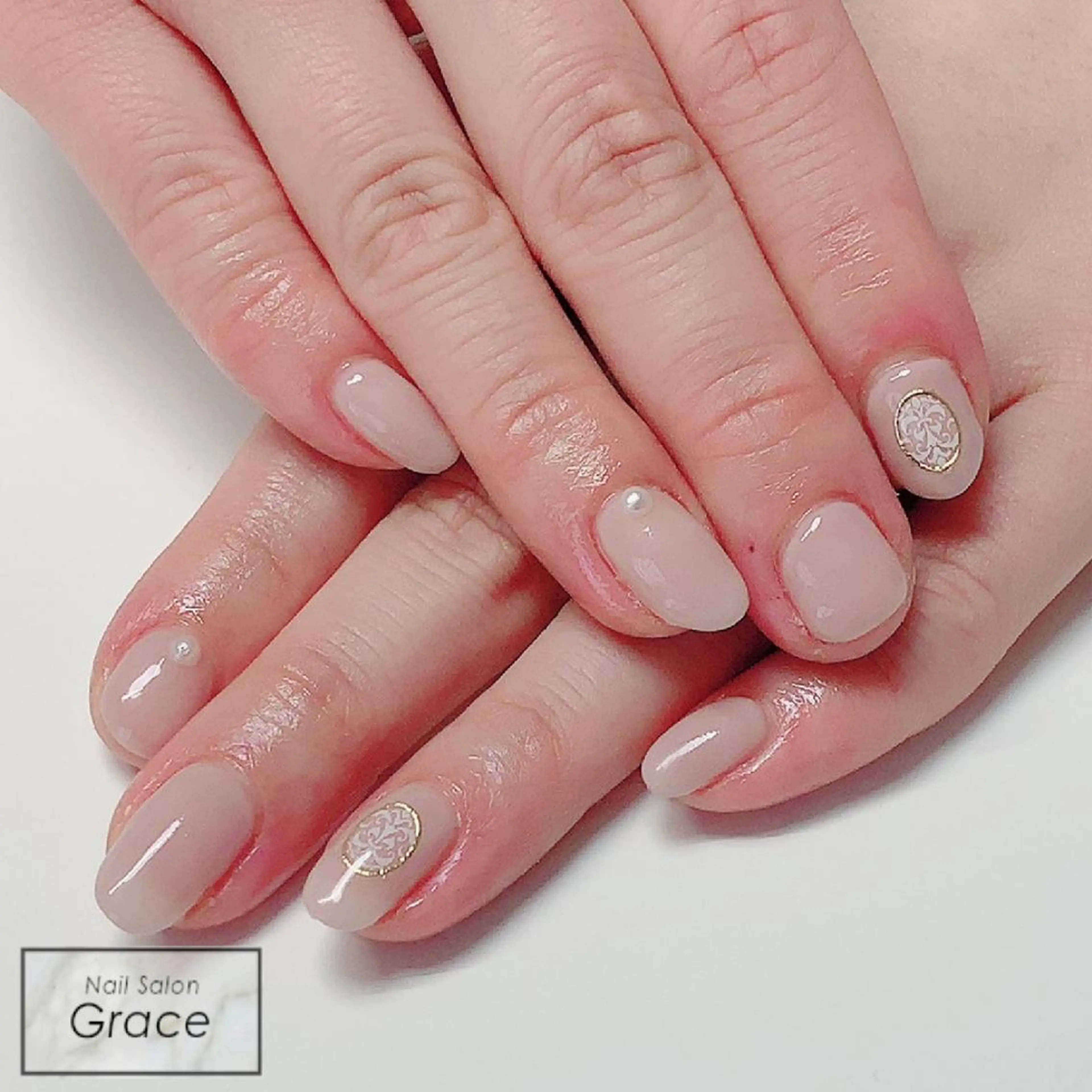 ミディアム Nail&Eye Graceのマツエク・マツパデザイン