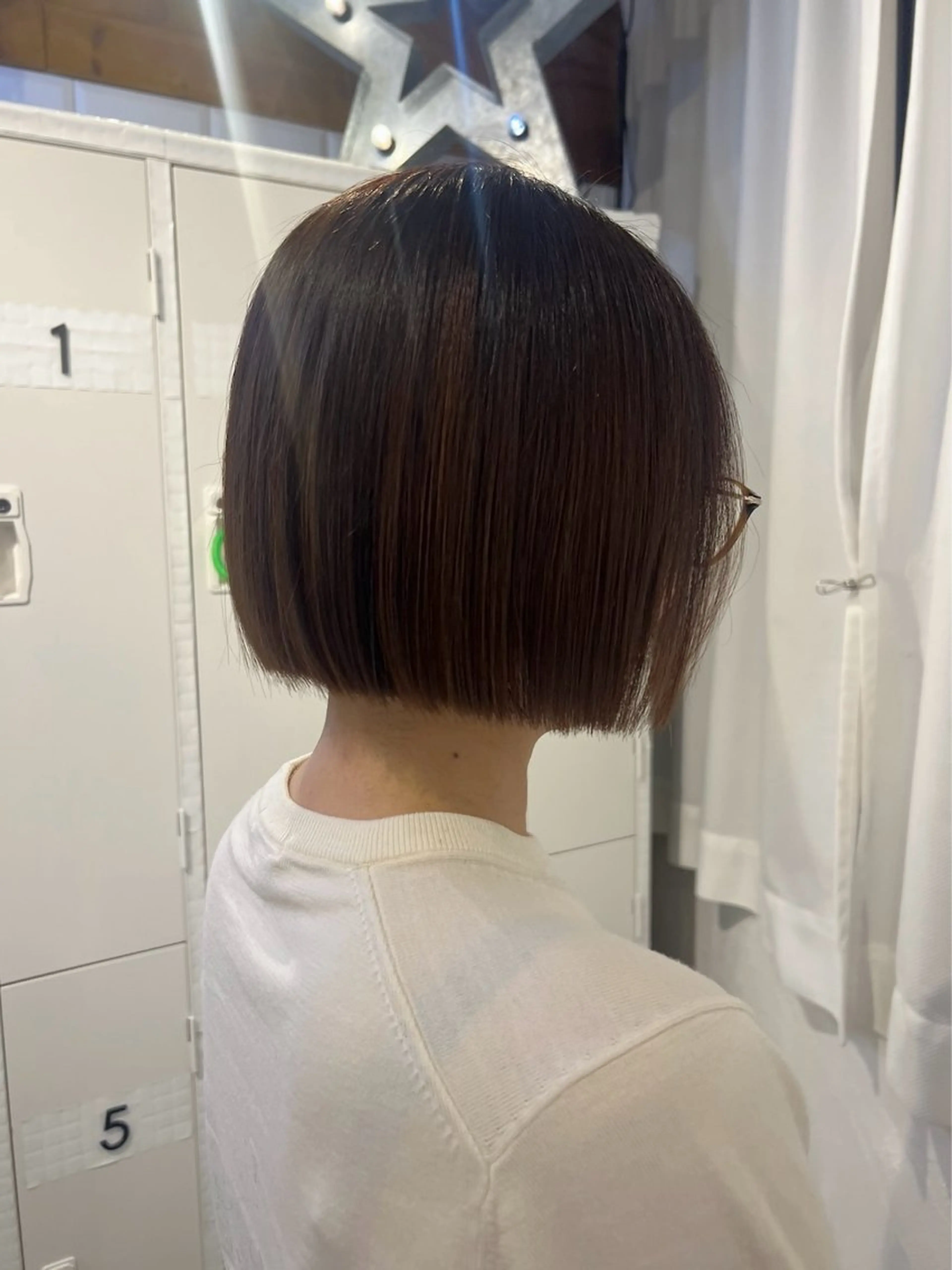 ショート カラー デザインカラー イヤリングカラー ボブ 顔周りカット 髪質改善 カット ヘアカラー トリートメント KANA/ボブ/ インナーカラー/艶髪のヘアスタイル