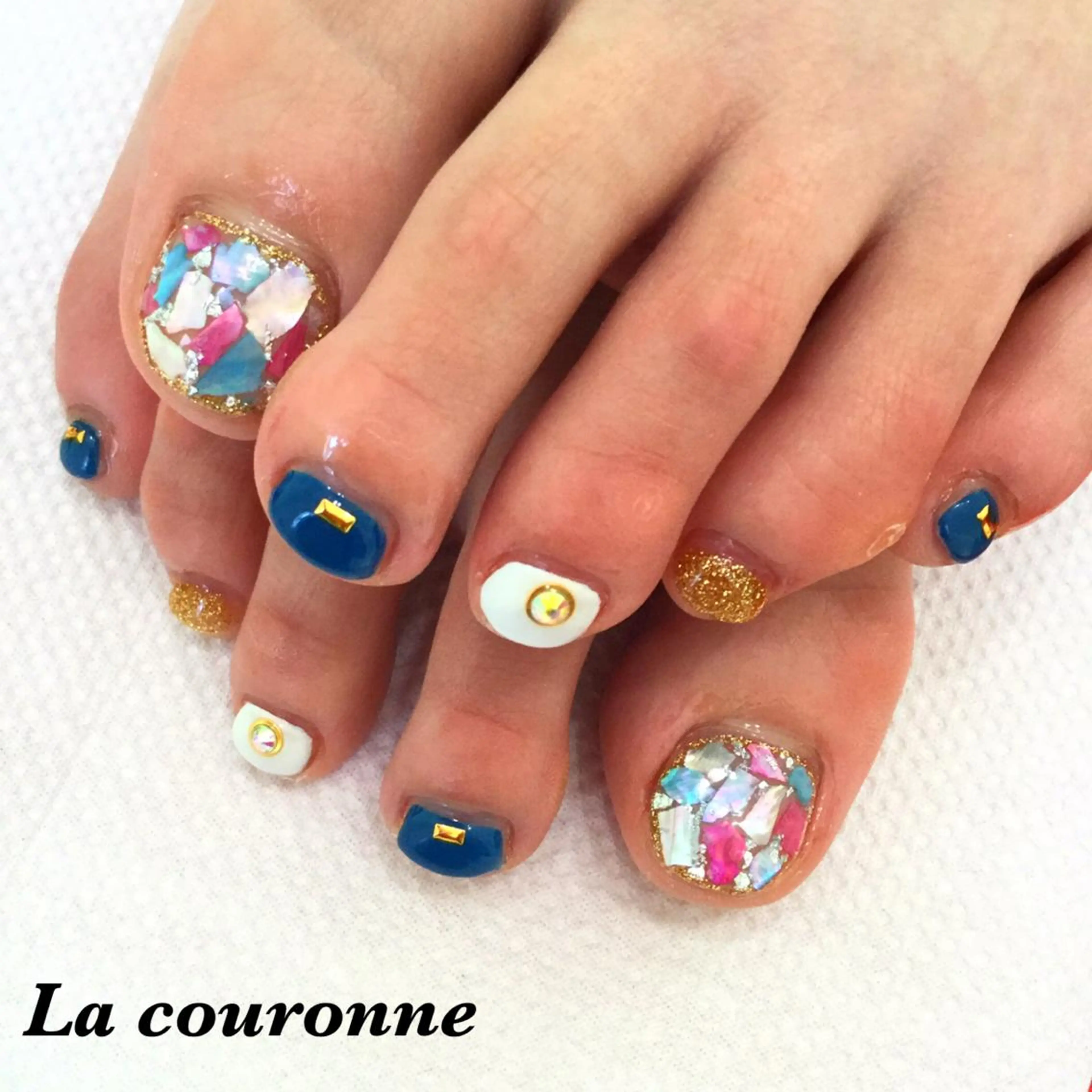 ネイル フットネイル Lacouronne NATSUMIのネイルデザイン