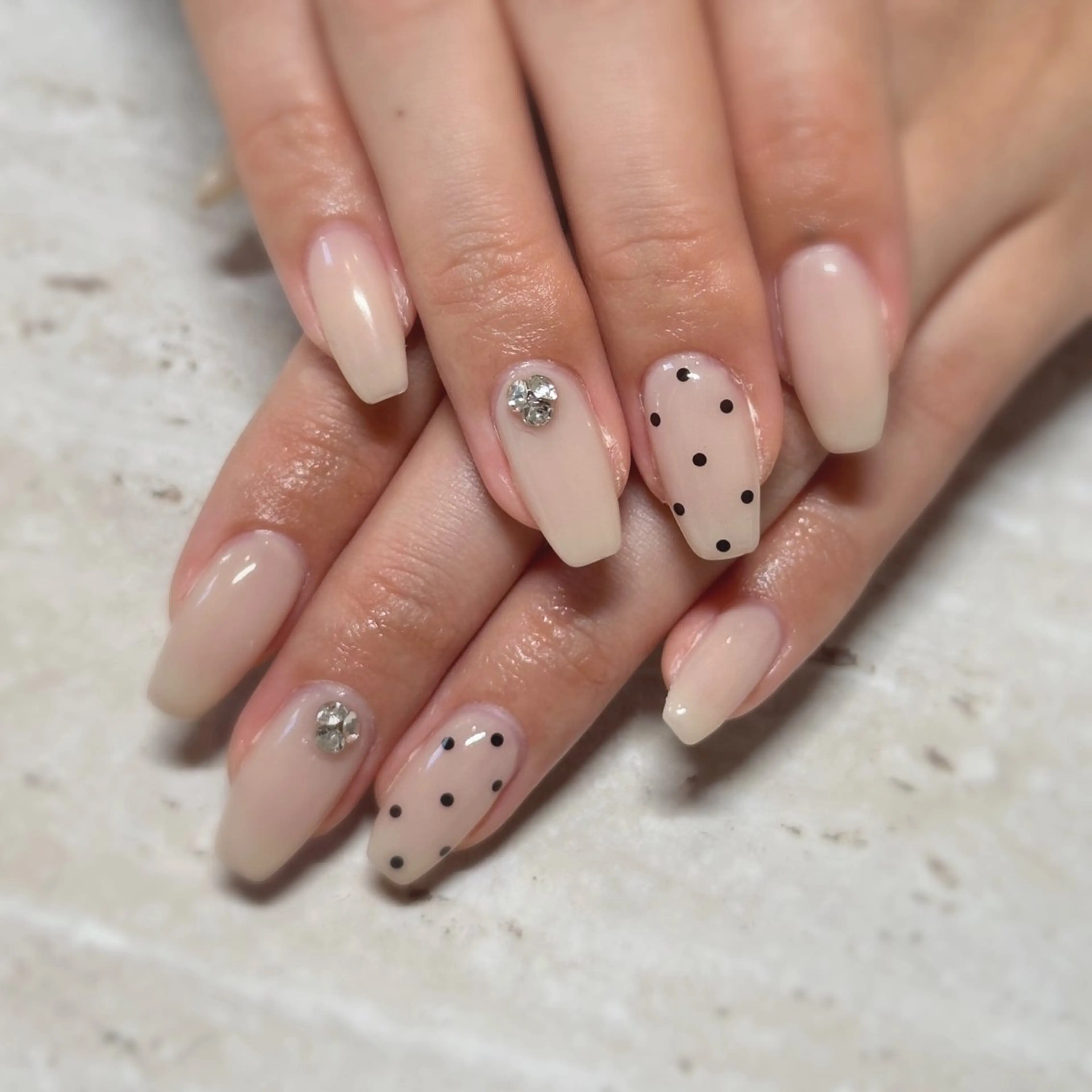 ネイル ハンドネイル sofa国分寺店 川出 玲奈のネイルデザイン