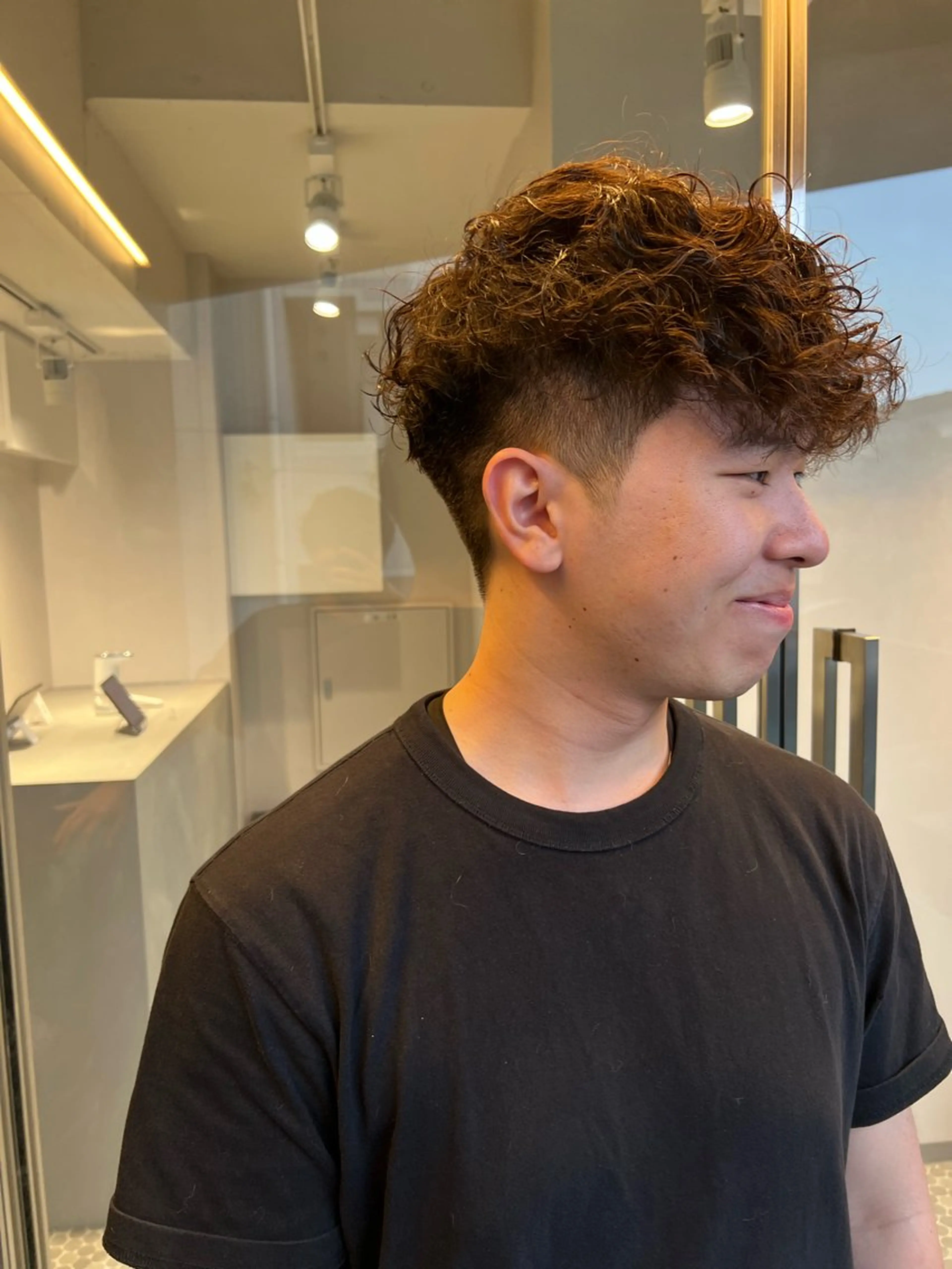 ショート パーマ メンズ メンズパーマ くせ毛 スパイラルパーマ 樋野 亮のヘアスタイル