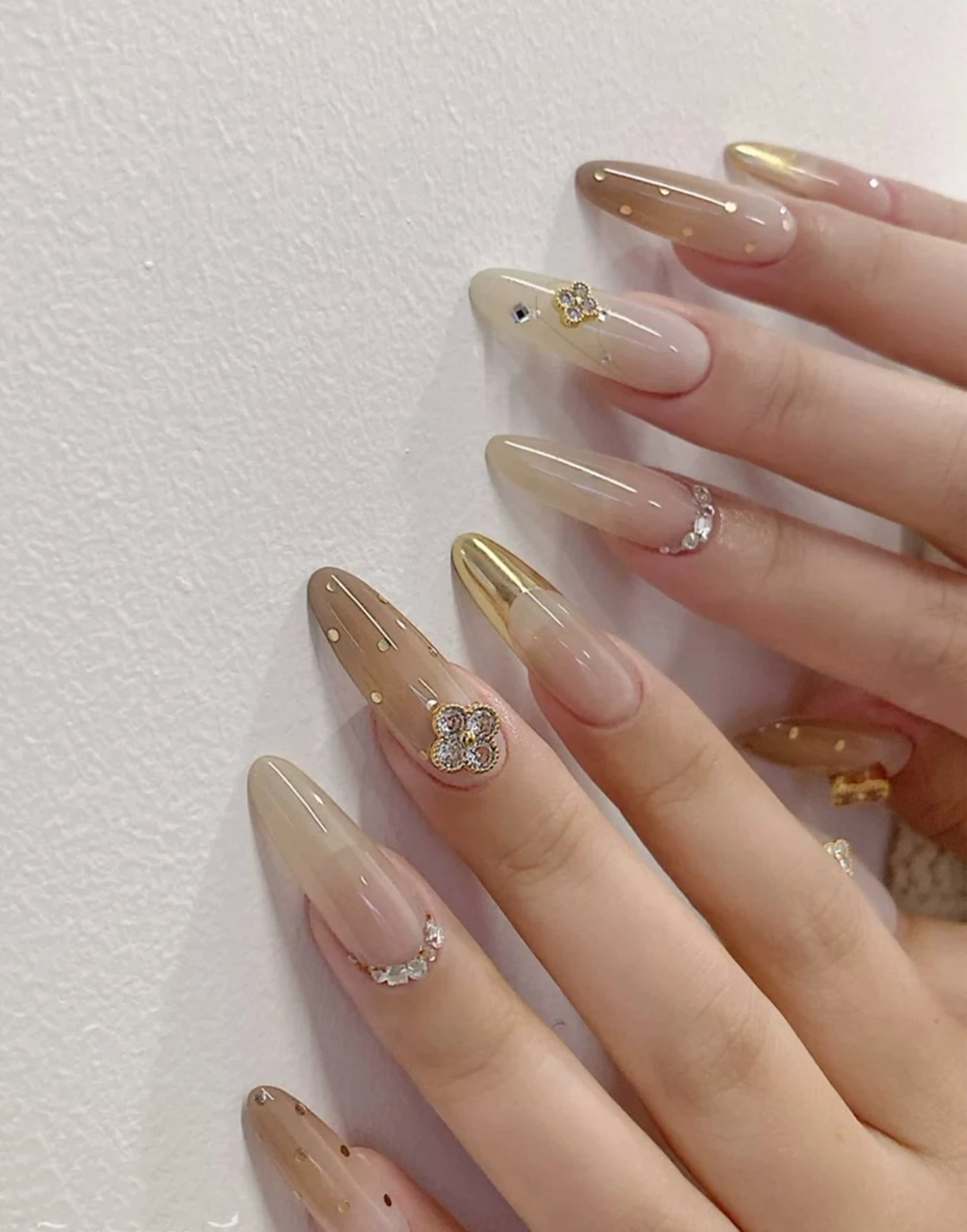 ロング めぐみのネイルサロン 惠のネイルデザイン