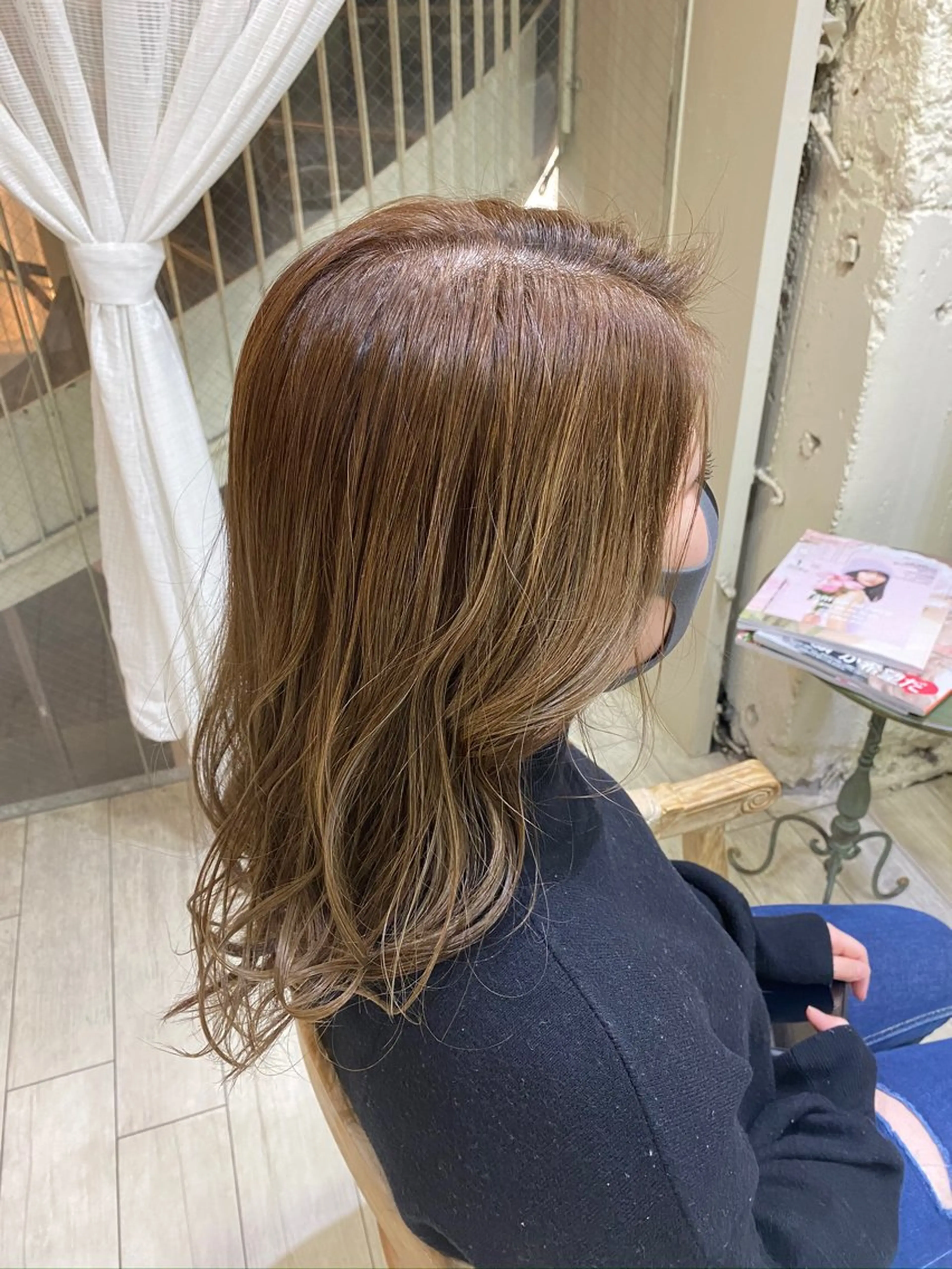 ロング カラー ハイライトカラー 外国人風カラー ハイライト ヘアカラー トリートメント HAIR BASE ZAWAWA所属・レイヤー/ブリーチ｜ 特殊パーマ/赤澤のヘアスタイル