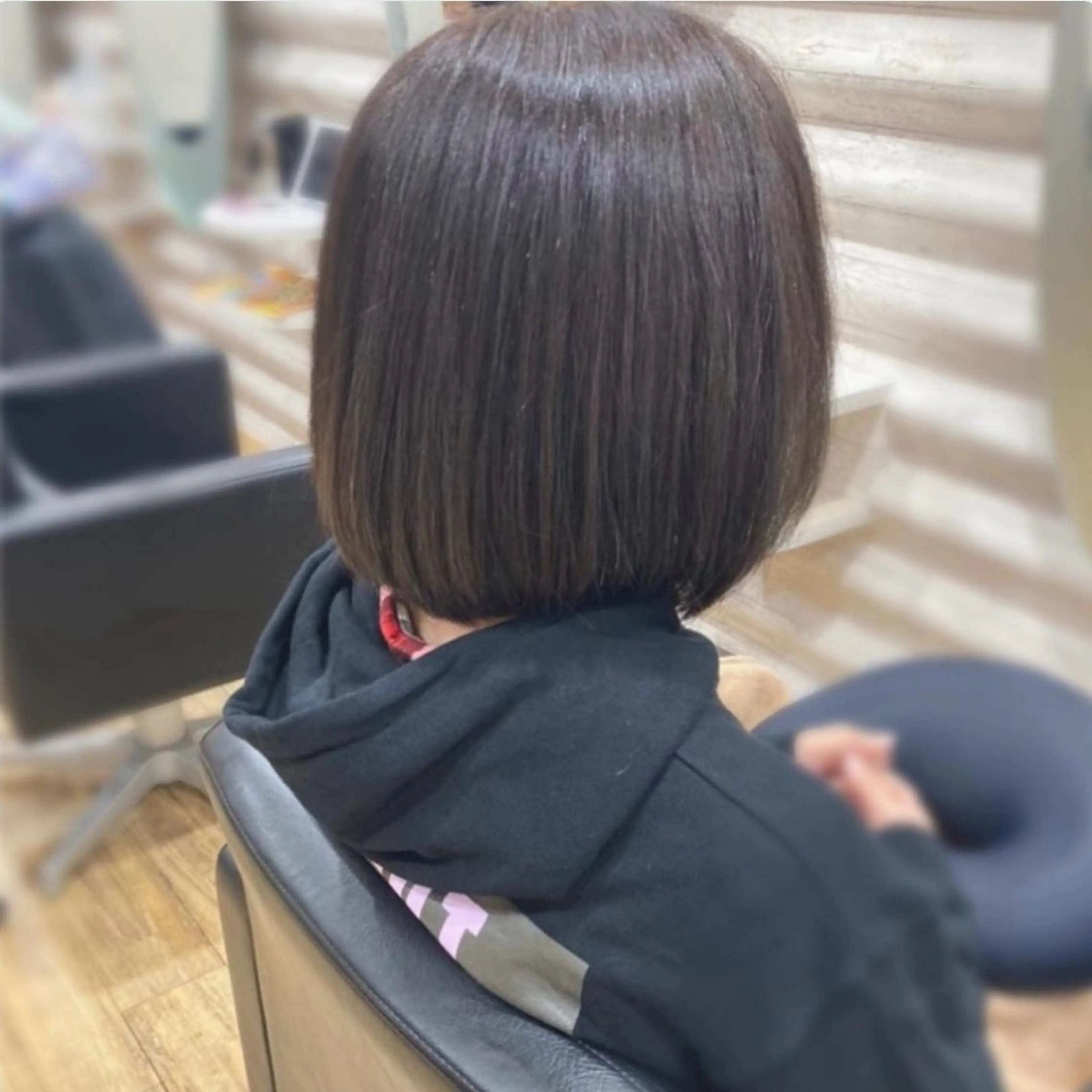 ミディアム カラー 髪質改善 カット トリートメント ダメージ毛が艶髪に 『ケア特化店』KONのヘアスタイル